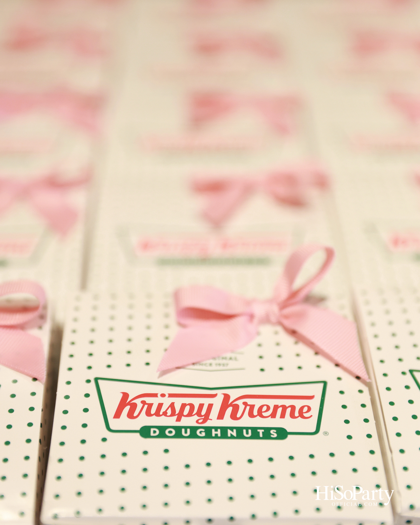 งานฉลองมงคลสมรส คุณพิมพ์ประพัทธ์ สนิทวงศ์ ณ อยุธยา - คุณทยา อุทโยภาศ ณ ดิ แอทธินี โฮเทล แบงค็อก