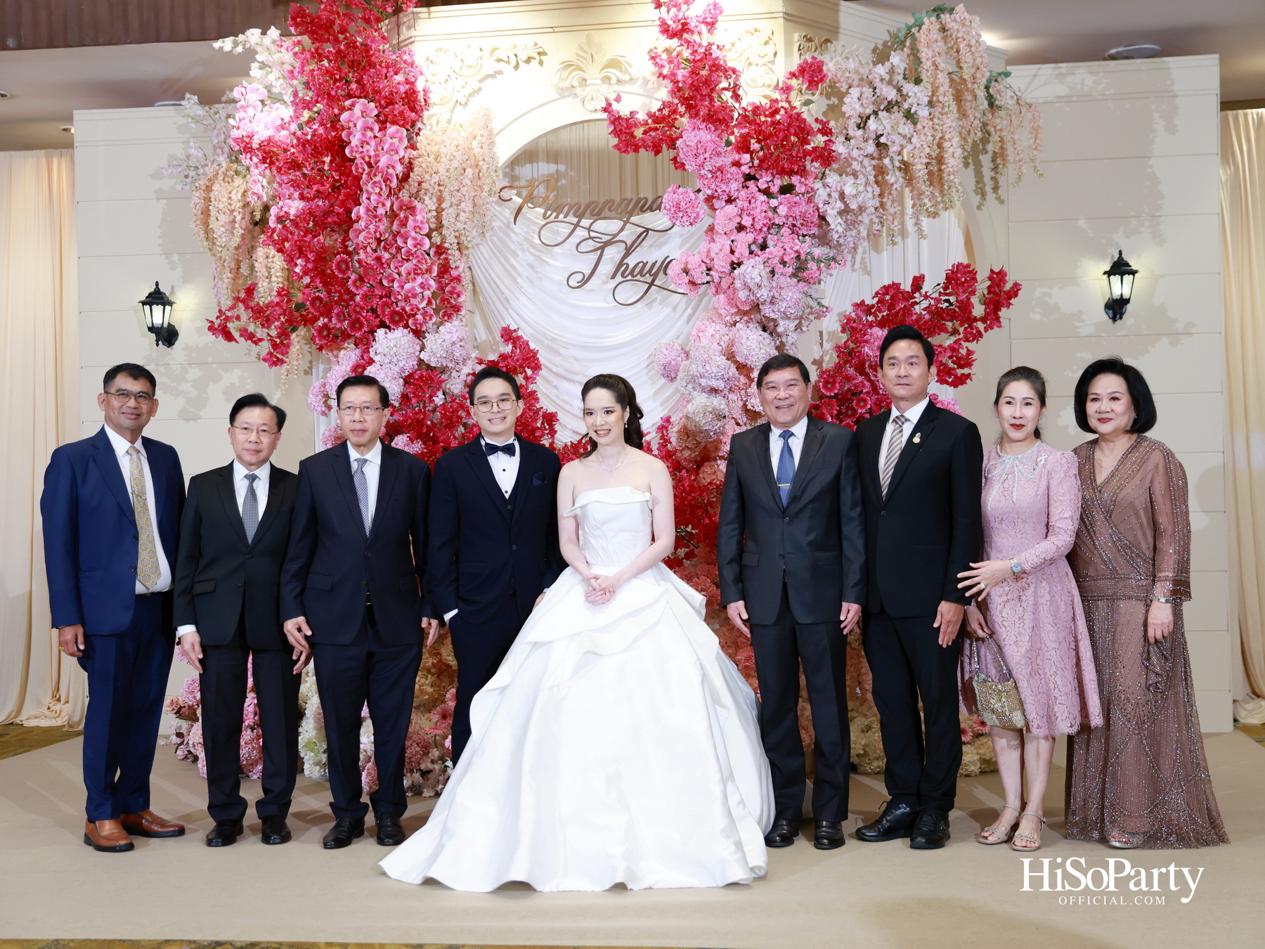 งานฉลองมงคลสมรส คุณพิมพ์ประพัทธ์ สนิทวงศ์ ณ อยุธยา - คุณทยา อุทโยภาศ ณ ดิ แอทธินี โฮเทล แบงค็อก