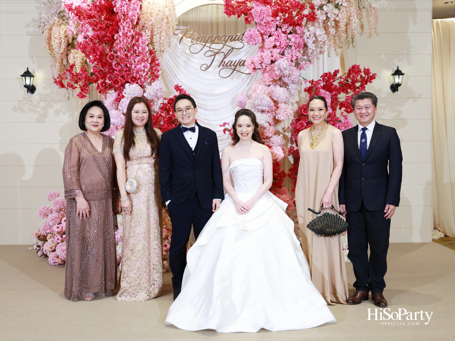 งานฉลองมงคลสมรส คุณพิมพ์ประพัทธ์ สนิทวงศ์ ณ อยุธยา - คุณทยา อุทโยภาศ ณ ดิ แอทธินี โฮเทล แบงค็อก