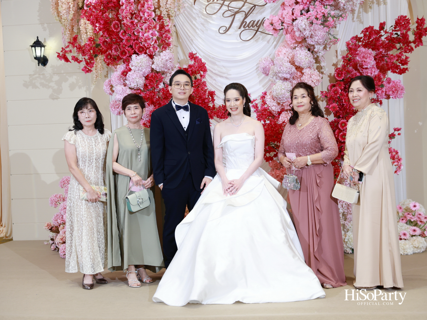 งานฉลองมงคลสมรส คุณพิมพ์ประพัทธ์ สนิทวงศ์ ณ อยุธยา - คุณทยา อุทโยภาศ ณ ดิ แอทธินี โฮเทล แบงค็อก