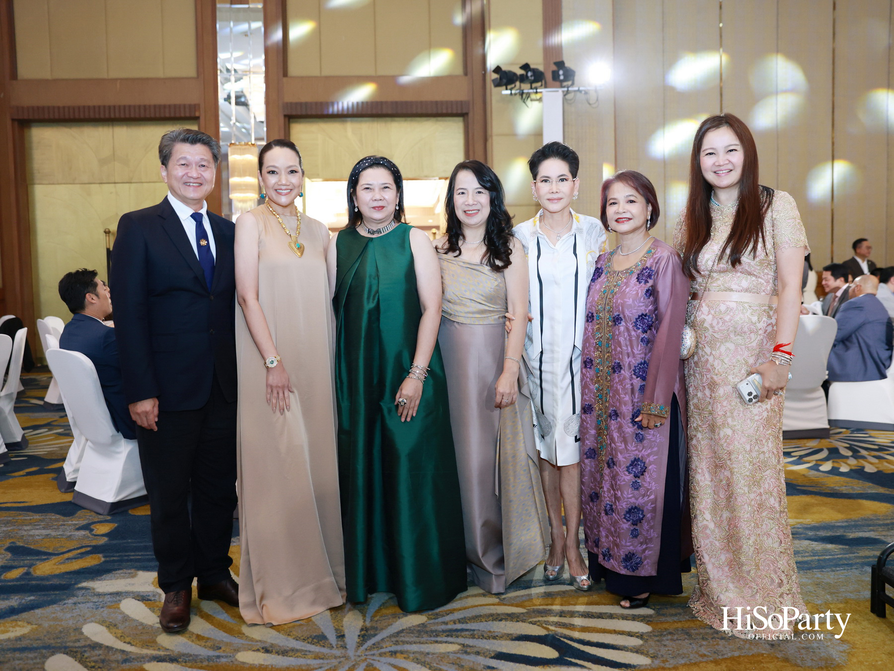 งานฉลองมงคลสมรส คุณพิมพ์ประพัทธ์ สนิทวงศ์ ณ อยุธยา - คุณทยา อุทโยภาศ ณ ดิ แอทธินี โฮเทล แบงค็อก
