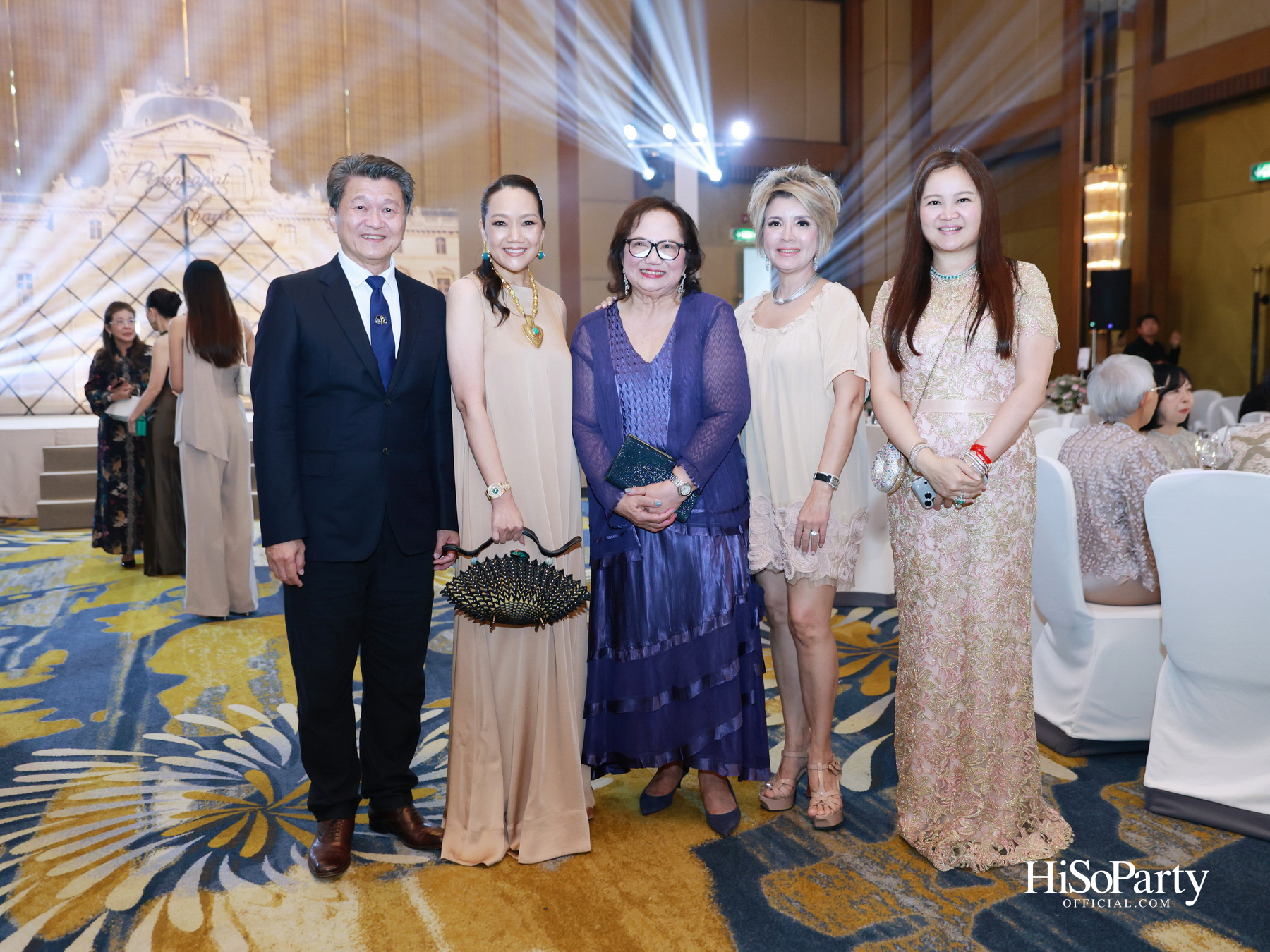 งานฉลองมงคลสมรส คุณพิมพ์ประพัทธ์ สนิทวงศ์ ณ อยุธยา - คุณทยา อุทโยภาศ ณ ดิ แอทธินี โฮเทล แบงค็อก