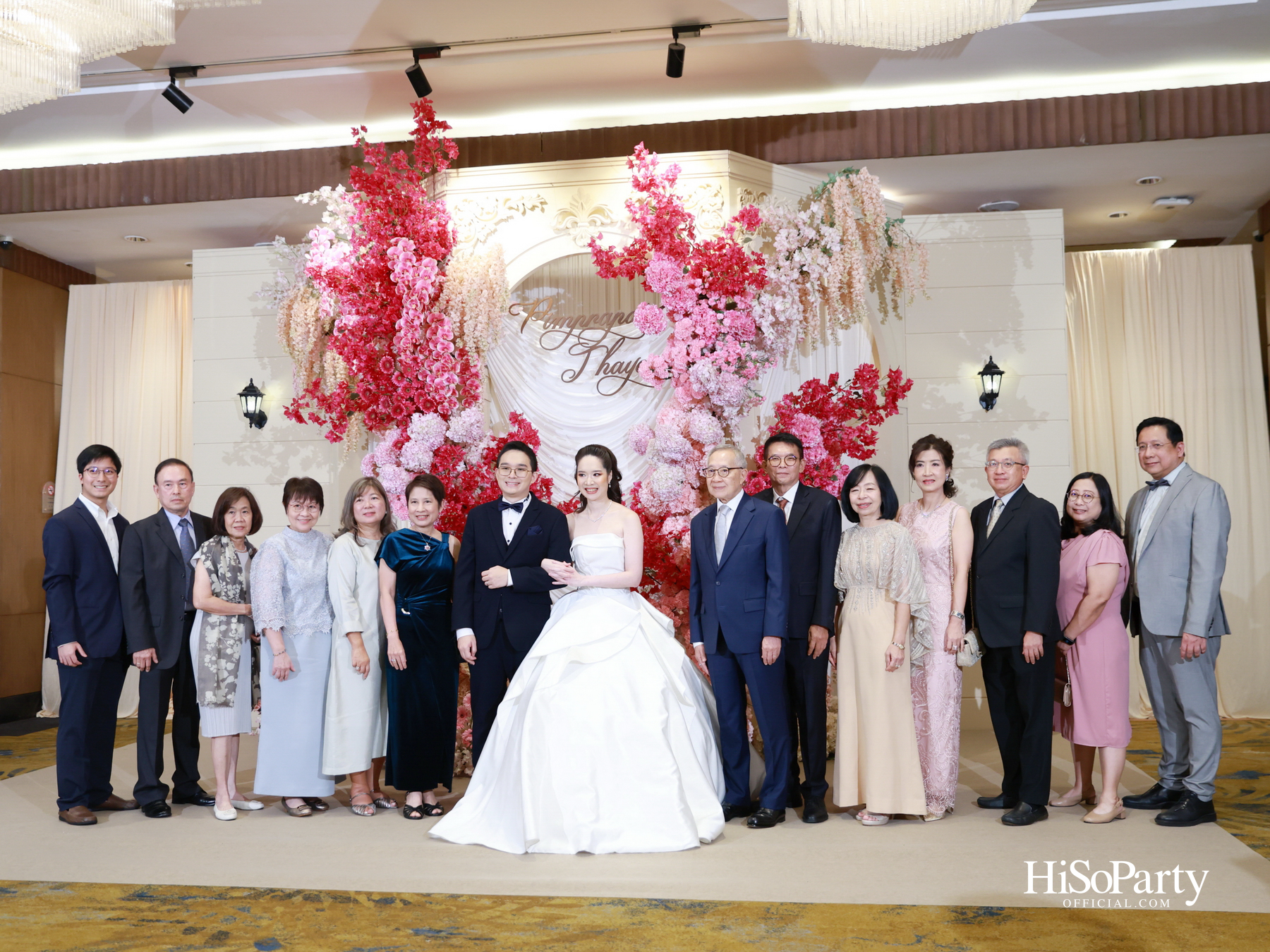 งานฉลองมงคลสมรส คุณพิมพ์ประพัทธ์ สนิทวงศ์ ณ อยุธยา - คุณทยา อุทโยภาศ ณ ดิ แอทธินี โฮเทล แบงค็อก