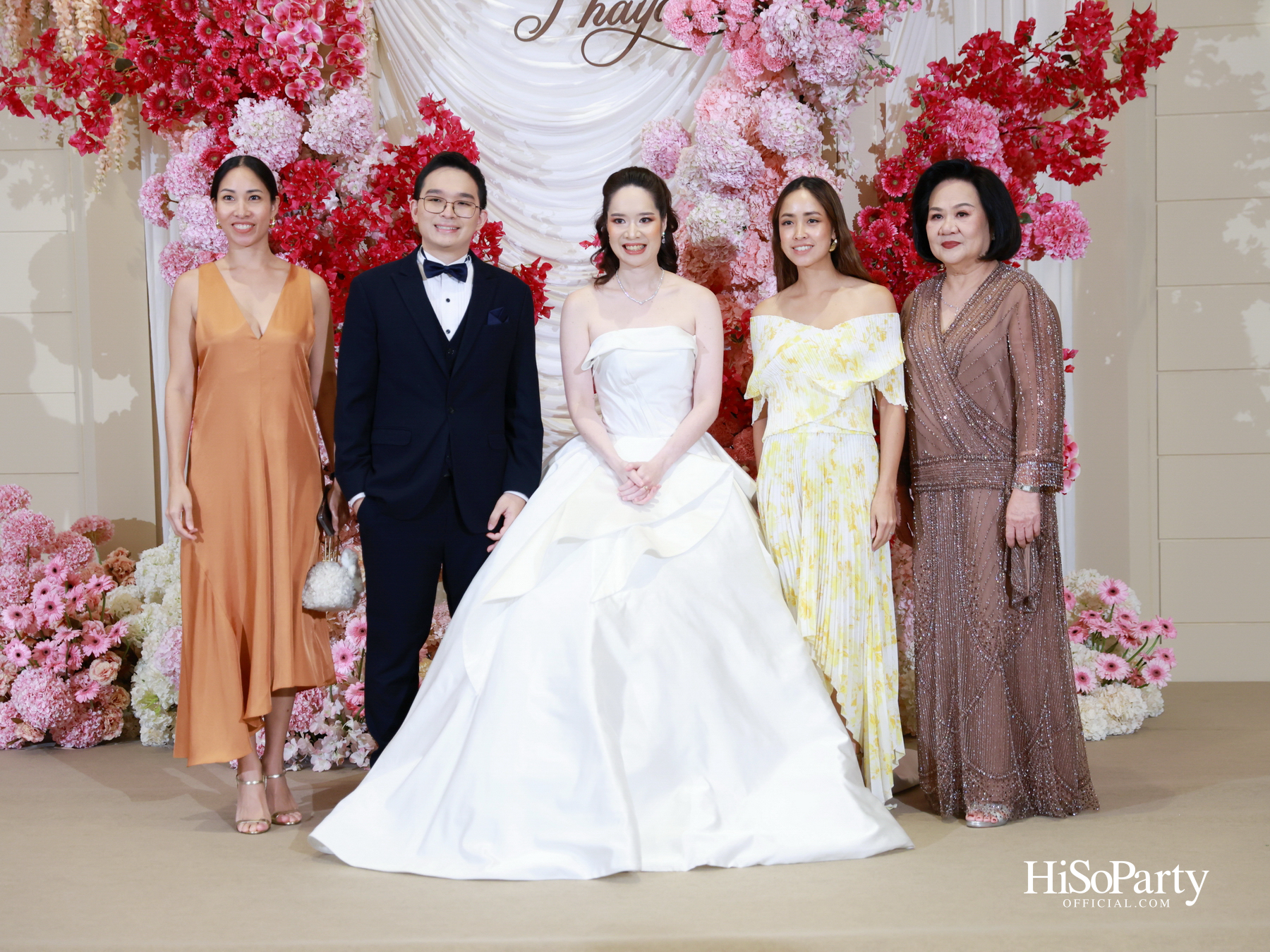 งานฉลองมงคลสมรส คุณพิมพ์ประพัทธ์ สนิทวงศ์ ณ อยุธยา - คุณทยา อุทโยภาศ ณ ดิ แอทธินี โฮเทล แบงค็อก