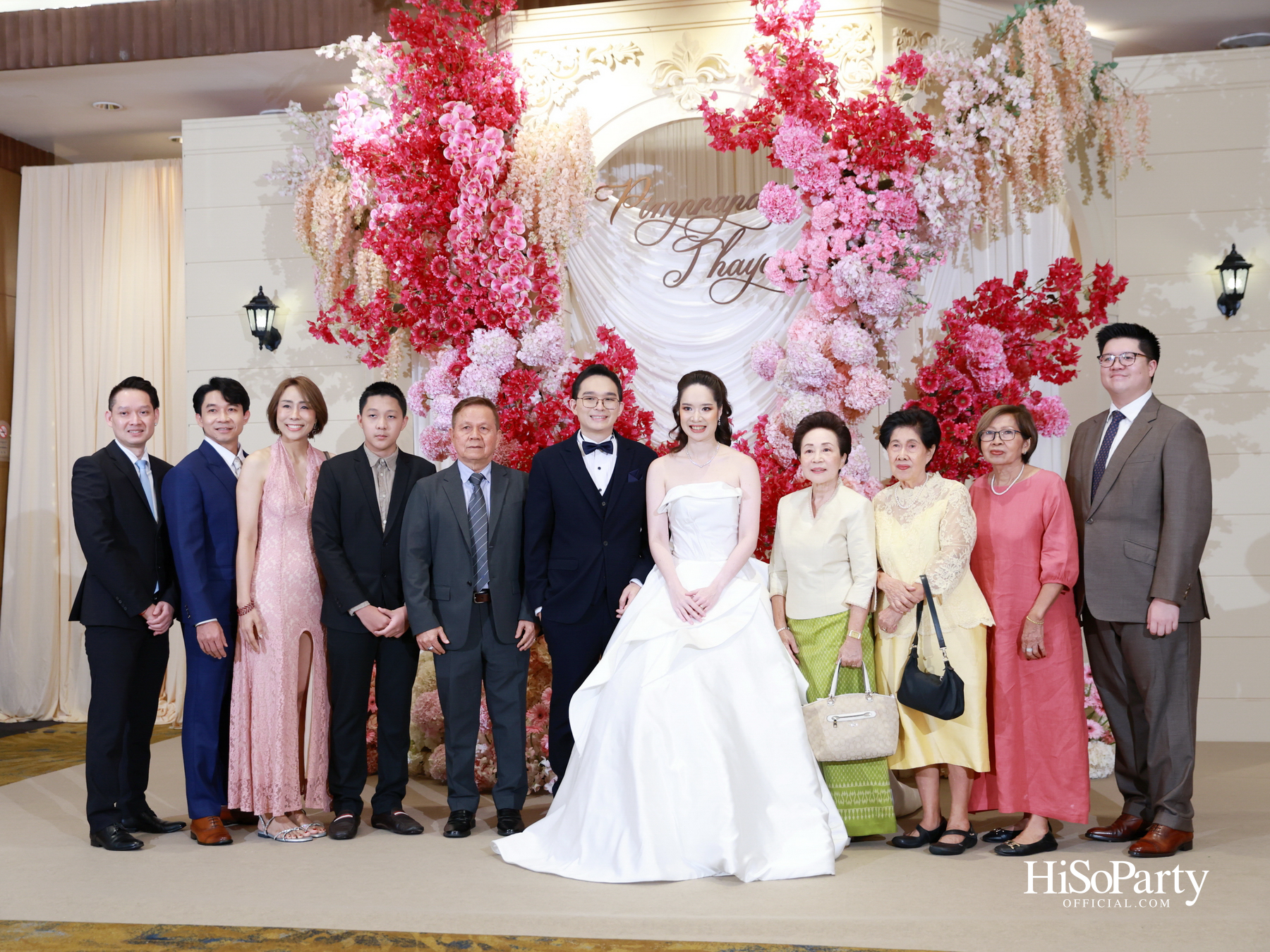 งานฉลองมงคลสมรส คุณพิมพ์ประพัทธ์ สนิทวงศ์ ณ อยุธยา - คุณทยา อุทโยภาศ ณ ดิ แอทธินี โฮเทล แบงค็อก