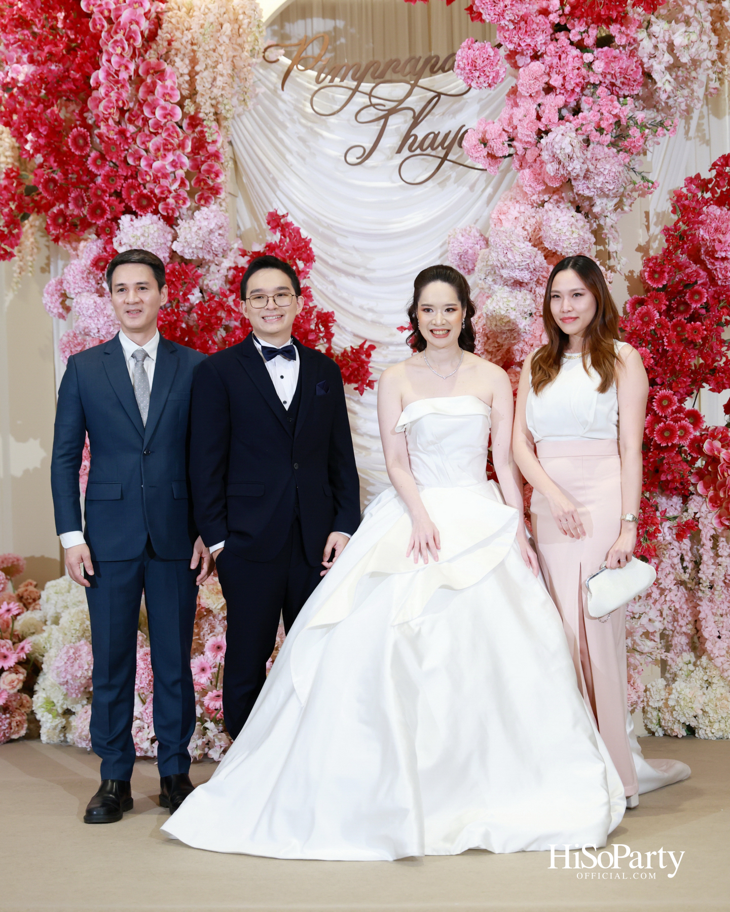 งานฉลองมงคลสมรส คุณพิมพ์ประพัทธ์ สนิทวงศ์ ณ อยุธยา - คุณทยา อุทโยภาศ ณ ดิ แอทธินี โฮเทล แบงค็อก