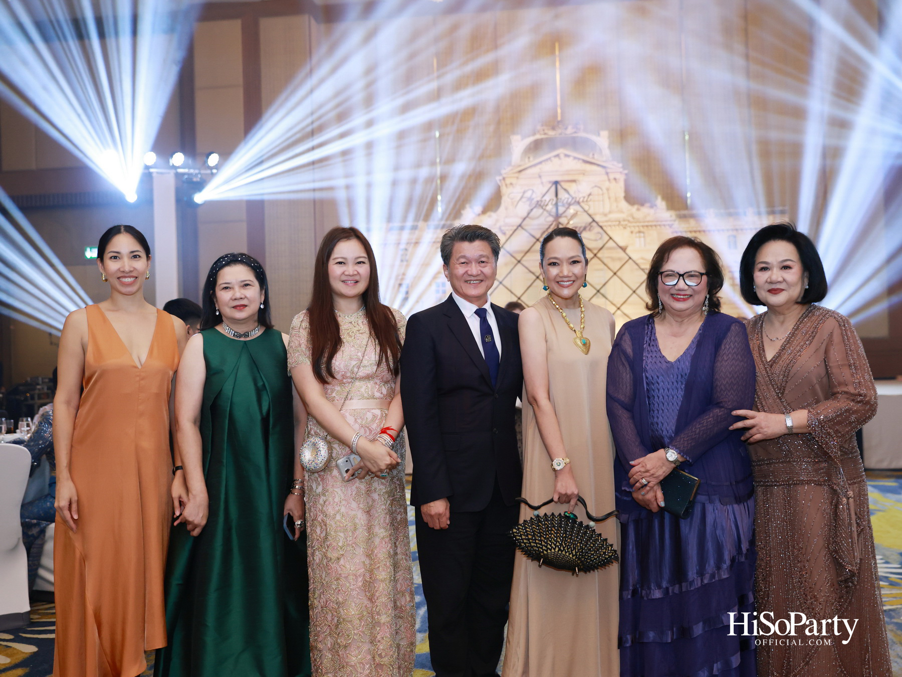 งานฉลองมงคลสมรส คุณพิมพ์ประพัทธ์ สนิทวงศ์ ณ อยุธยา - คุณทยา อุทโยภาศ ณ ดิ แอทธินี โฮเทล แบงค็อก