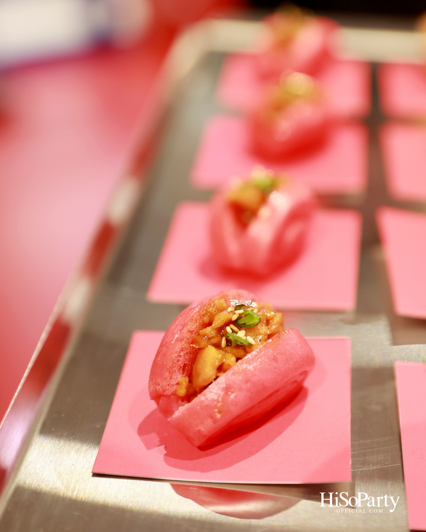 MOO Bangkok x Num Eiang เปิดตัวคอลเลกชันพิเศษ ต้อนรับปี 2569