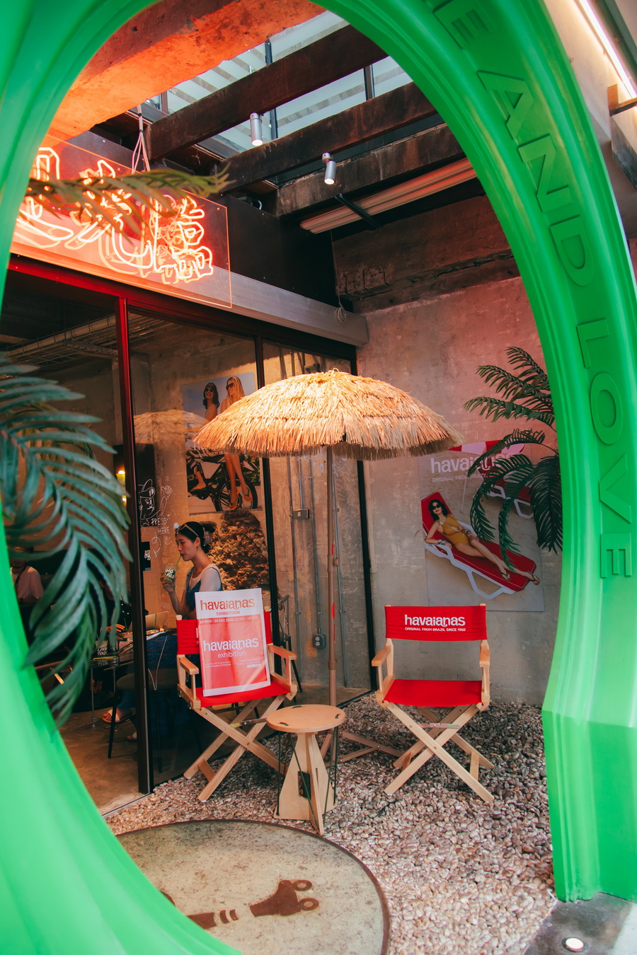 Havaianas จัดนิทรรศการ ‘Break the Rush’ เปิดโลกศิลปะผ่านรองเท้าแตะไอคอนิก