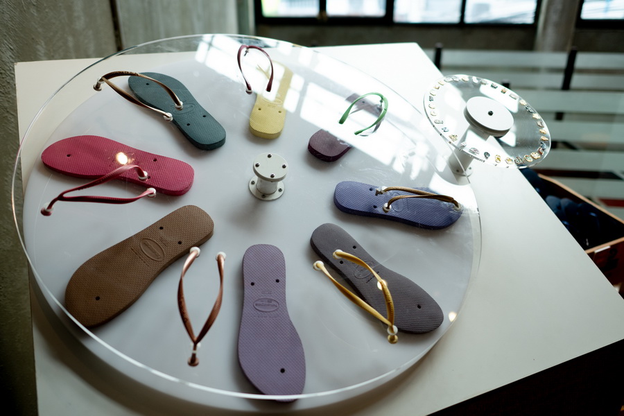 Havaianas จัดนิทรรศการ ‘Break the Rush’ เปิดโลกศิลปะผ่านรองเท้าแตะไอคอนิก