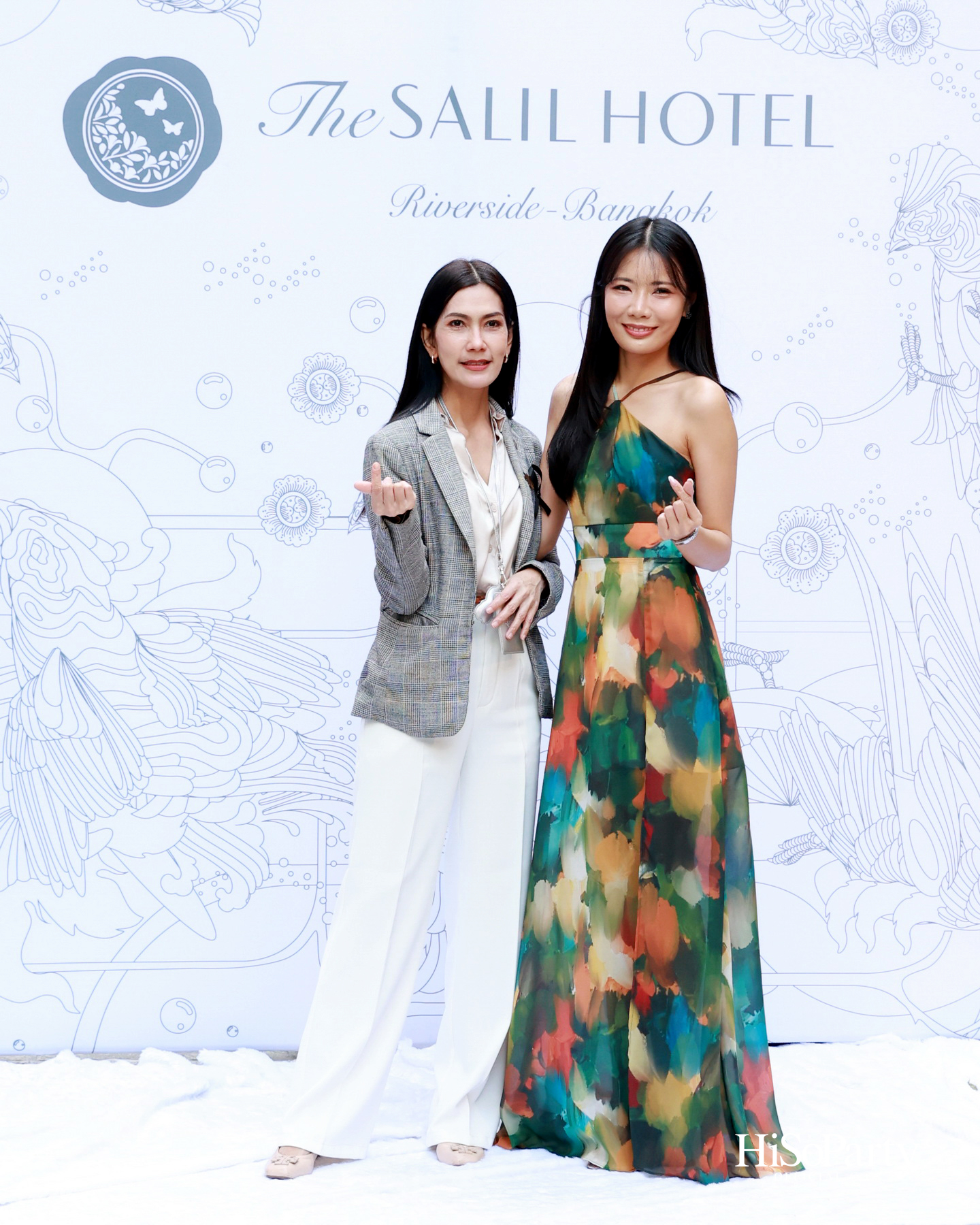 เดอะ สลิล ริเวอร์ไซด์ – กรุงเทพฯ เปิดไฟประติมากรรม ‘Angel of Dreams’ ต้อนรับเทศกาลคริสต์มาส 2025