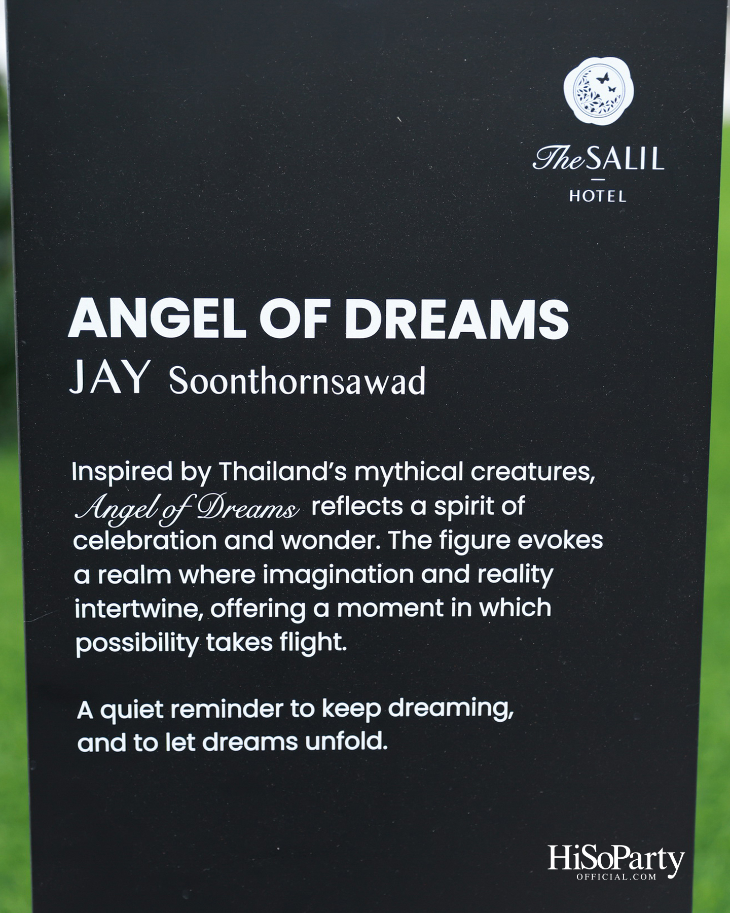 เดอะ สลิล ริเวอร์ไซด์ – กรุงเทพฯ เปิดไฟประติมากรรม ‘Angel of Dreams’ ต้อนรับเทศกาลคริสต์มาส 2025
