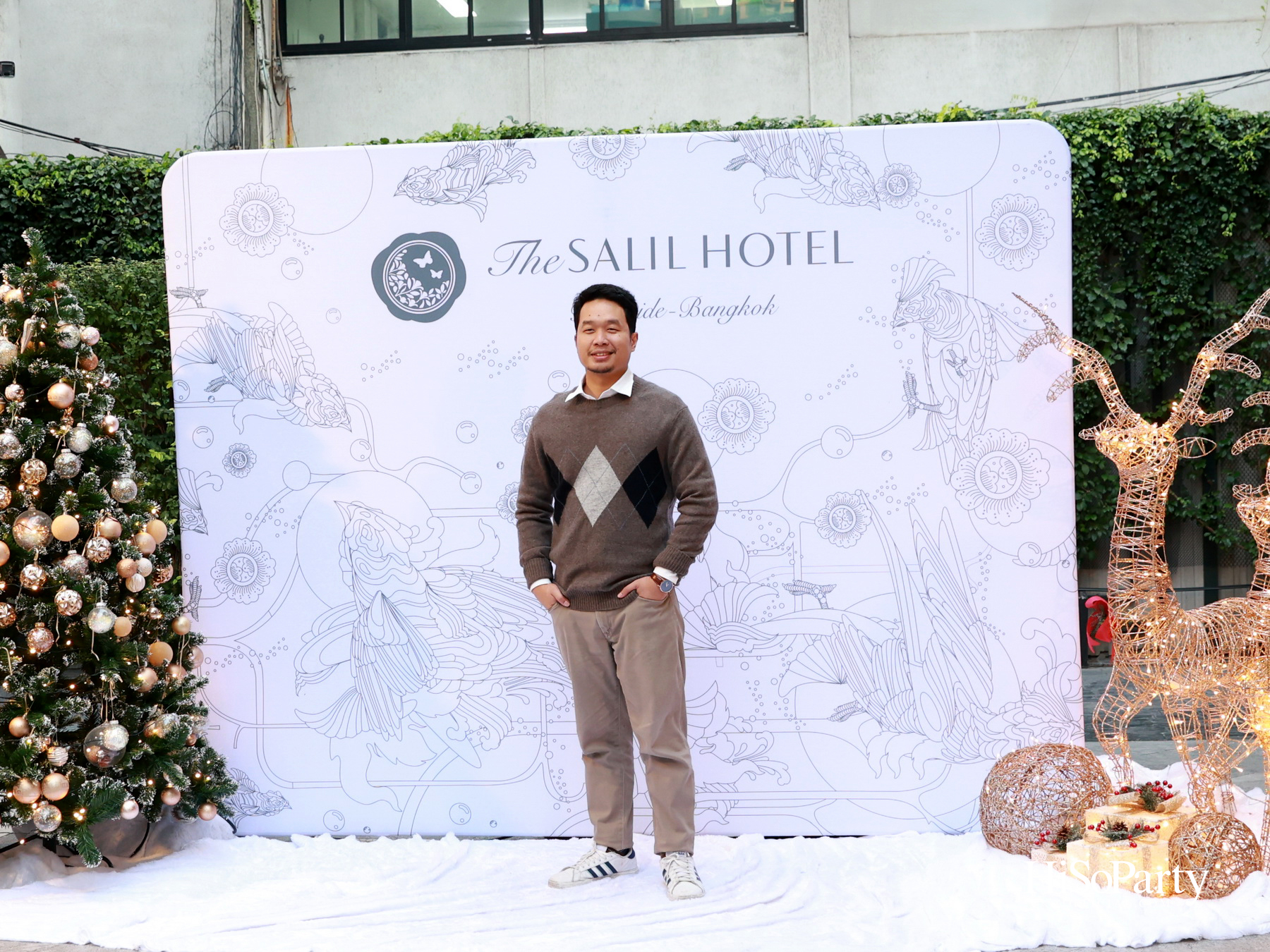 เดอะ สลิล ริเวอร์ไซด์ – กรุงเทพฯ เปิดไฟประติมากรรม ‘Angel of Dreams’ ต้อนรับเทศกาลคริสต์มาส 2025