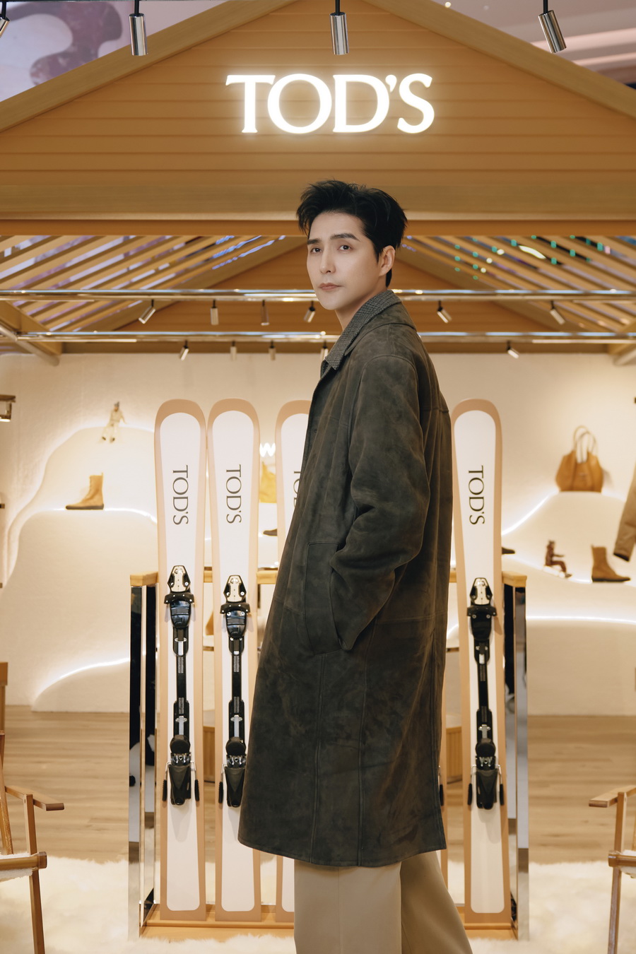 TOD’S เปิดบูติกใหม่สุดเอ็กซ์คลูซีฟ ณ Galaxy Macau พร้อมฉลองเทศกาล Winter Holidays อย่างสง่างาม