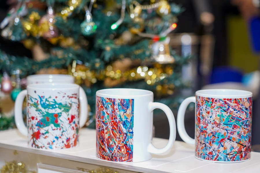 ‘Colors World’ เปิดโลกศิลปะของน้องกรณ์ ศิลปินวัย 3 ขวบ พร้อมประมูลผลงานช่วยฟื้นฟูโรงเรียนที่สงขลา