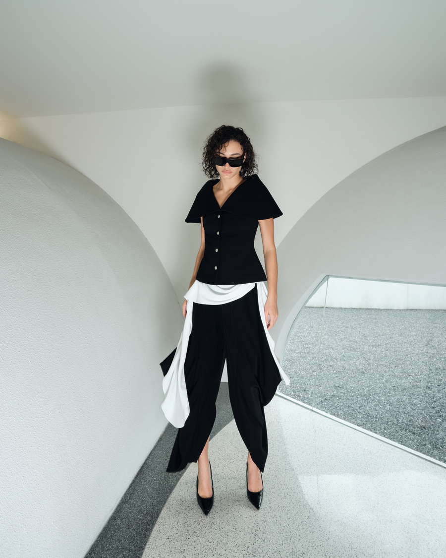 VICKTEERUT CRUISE 2026 ‘Black Blurry’ ถ่ายทอดความอ่อนโยนบนความเฉียบคมแห่งงานเทเลอริ่ง