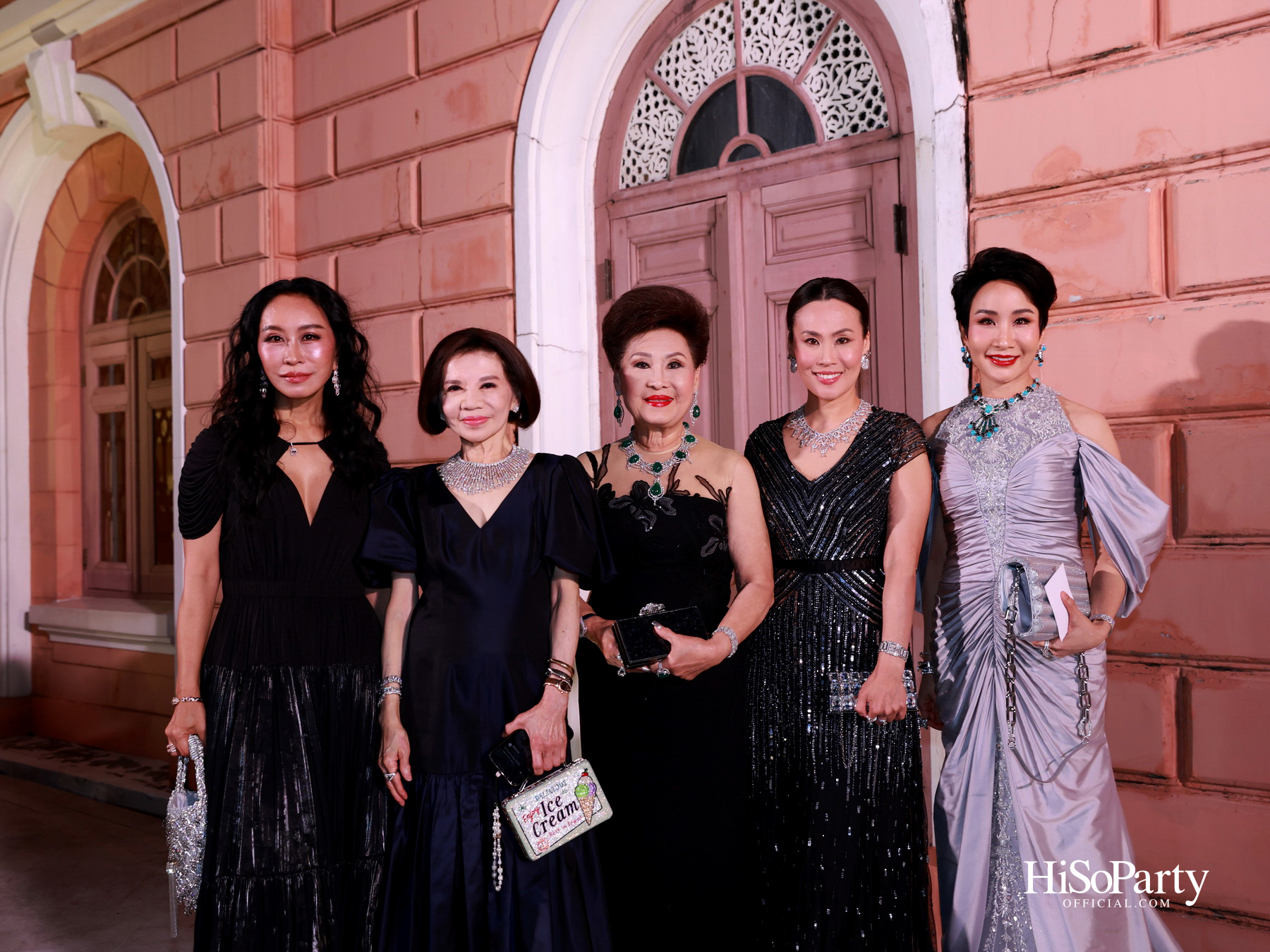 SIRIVANNAVARI ร่วมกับ BEAUTY GEMS จัดงานแฟชั่นโชว์จิวเวลรีชั้นสูงในคอลเลกชัน ‘Treasure of Dreams’ ประจำปี 2025
