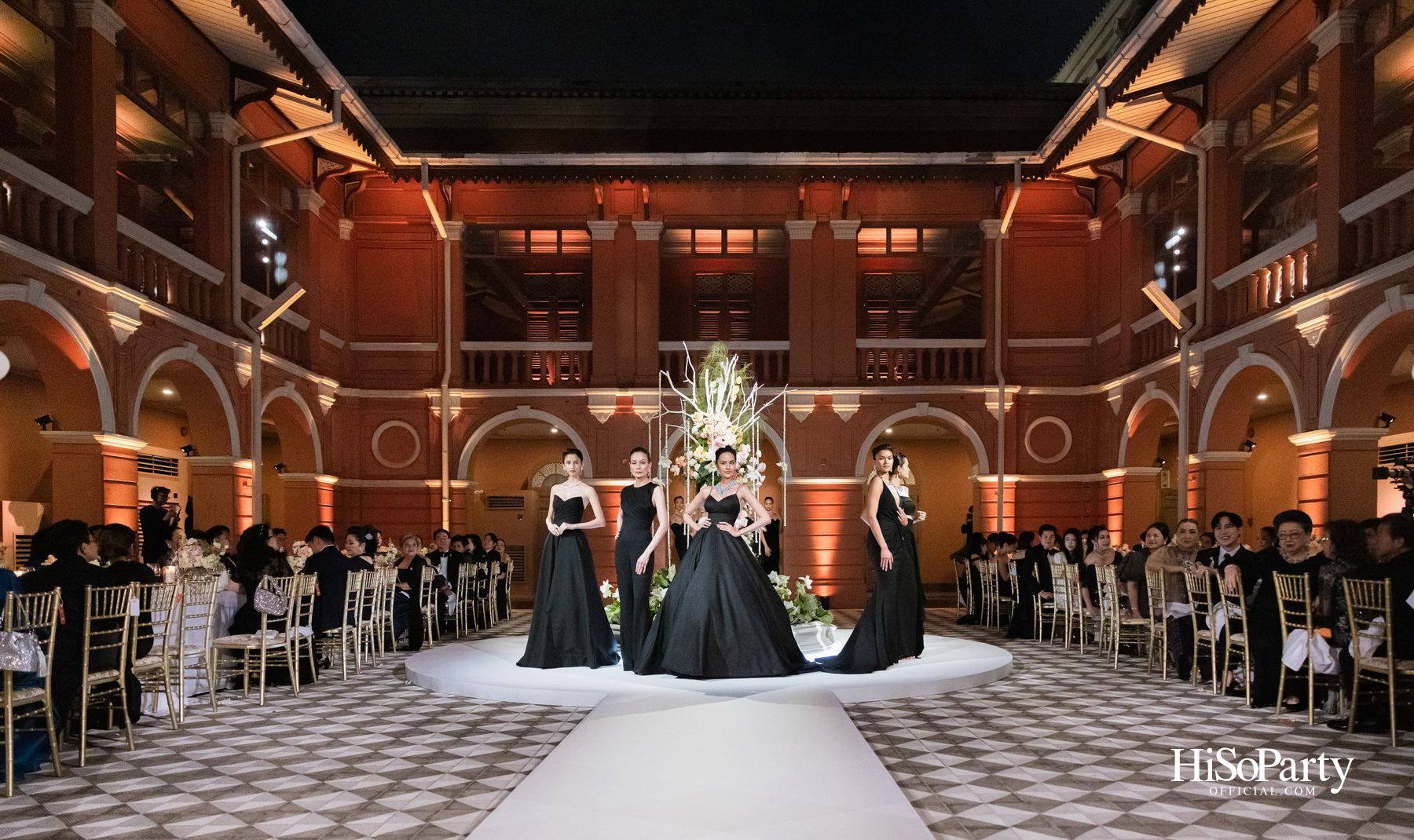 SIRIVANNAVARI ร่วมกับ BEAUTY GEMS จัดงานแฟชั่นโชว์จิวเวลรีชั้นสูงในคอลเลกชัน ‘Treasure of Dreams’ ประจำปี 2025