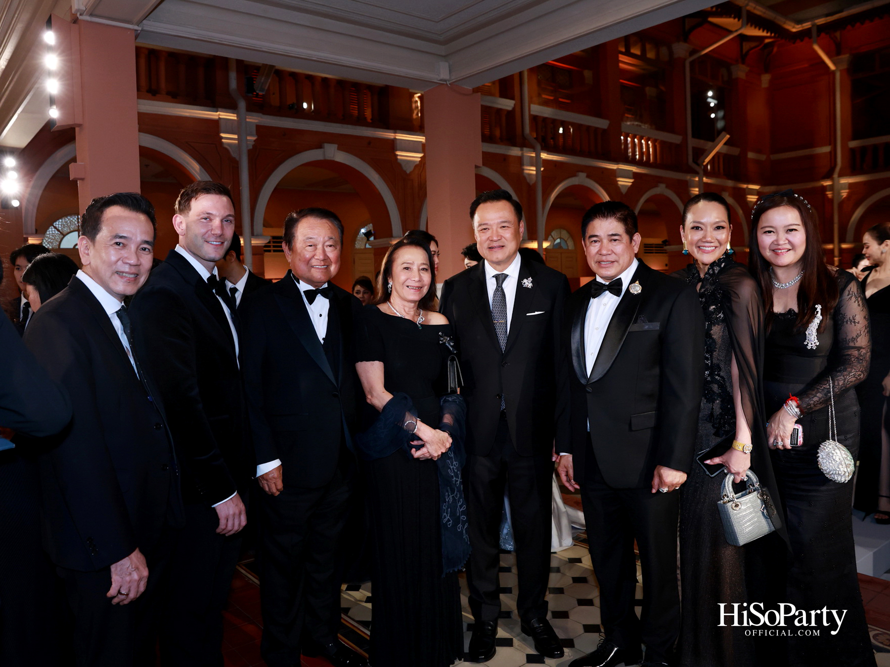 SIRIVANNAVARI ร่วมกับ BEAUTY GEMS จัดงานแฟชั่นโชว์จิวเวลรีชั้นสูงในคอลเลกชัน ‘Treasure of Dreams’ ประจำปี 2025