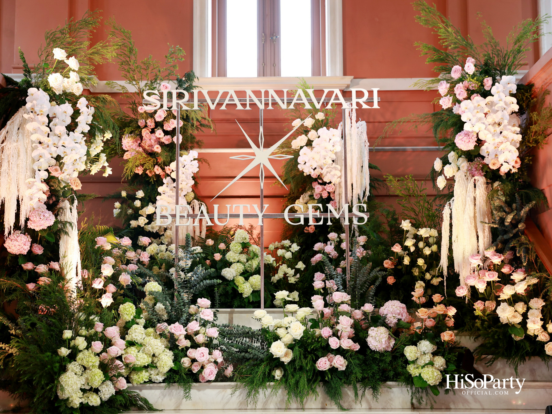 SIRIVANNAVARI ร่วมกับ BEAUTY GEMS จัดงานแฟชั่นโชว์จิวเวลรีชั้นสูงในคอลเลกชัน ‘Treasure of Dreams’ ประจำปี 2025