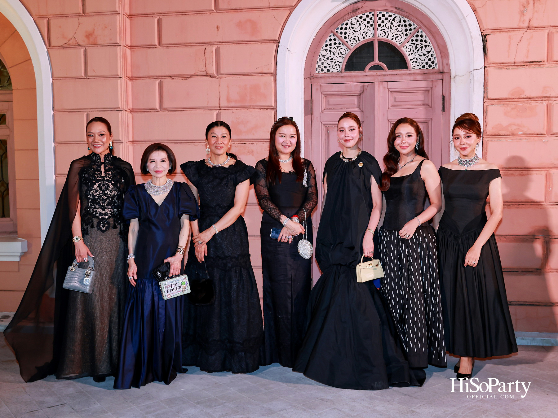 SIRIVANNAVARI ร่วมกับ BEAUTY GEMS จัดงานแฟชั่นโชว์จิวเวลรีชั้นสูงในคอลเลกชัน ‘Treasure of Dreams’ ประจำปี 2025