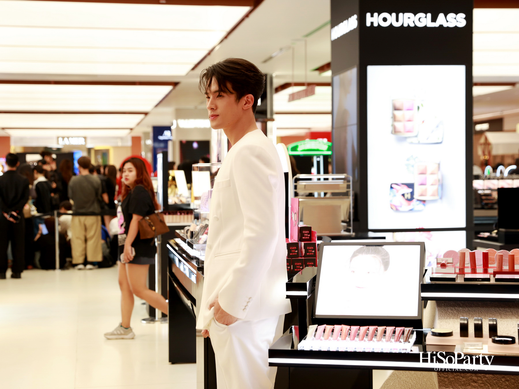 Central Chidlom Every Moment With You