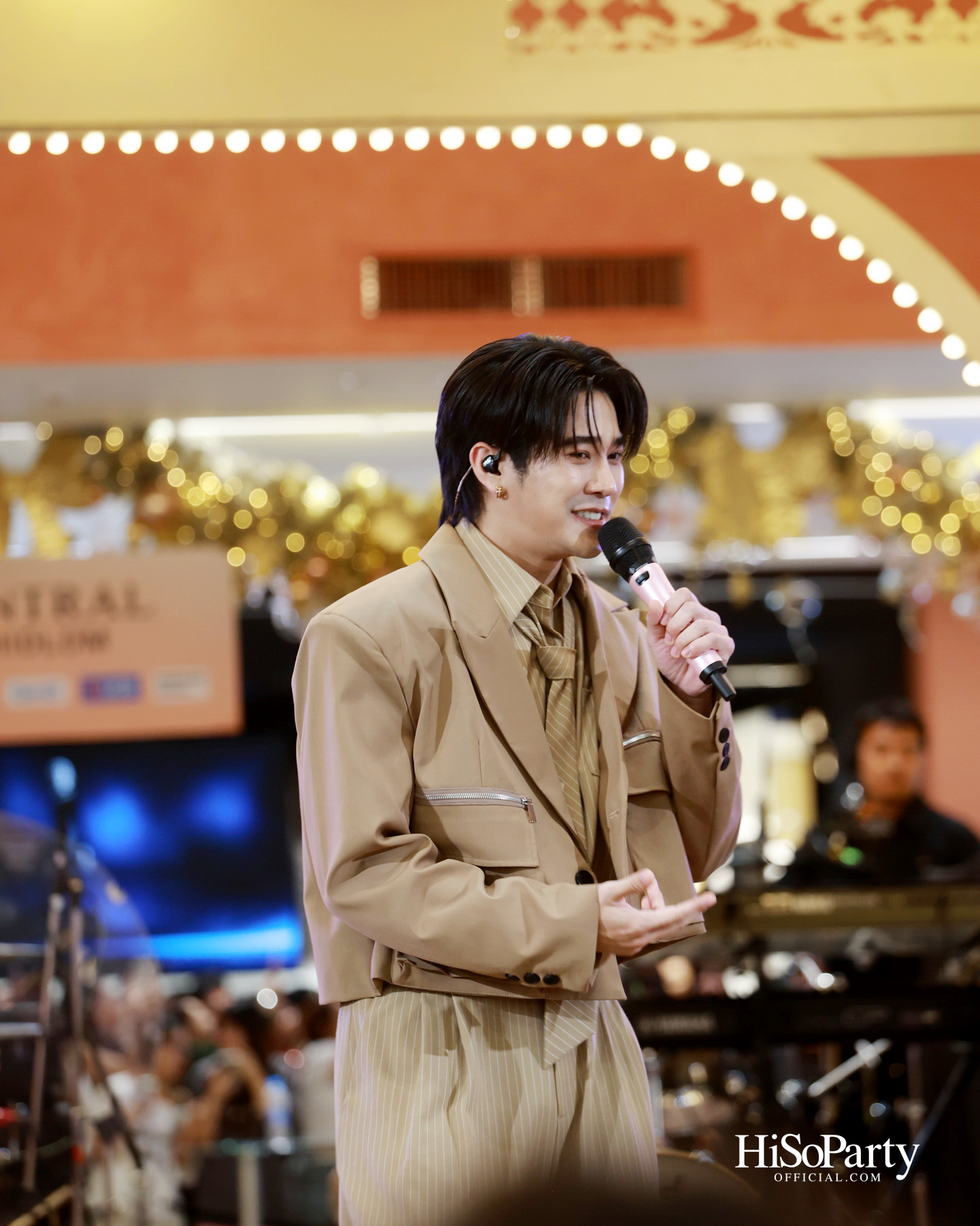 Central Chidlom Every Moment With You