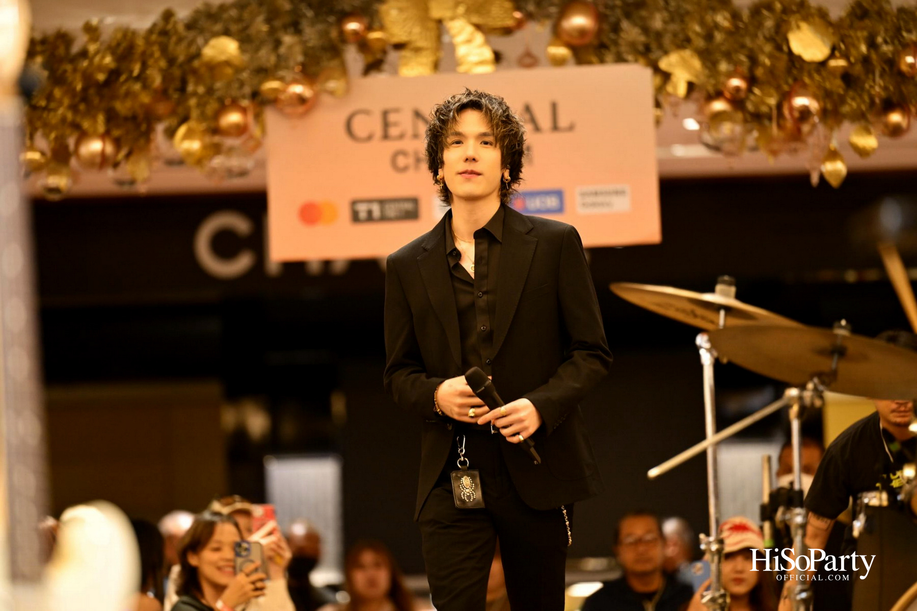 Central Chidlom Every Moment With You