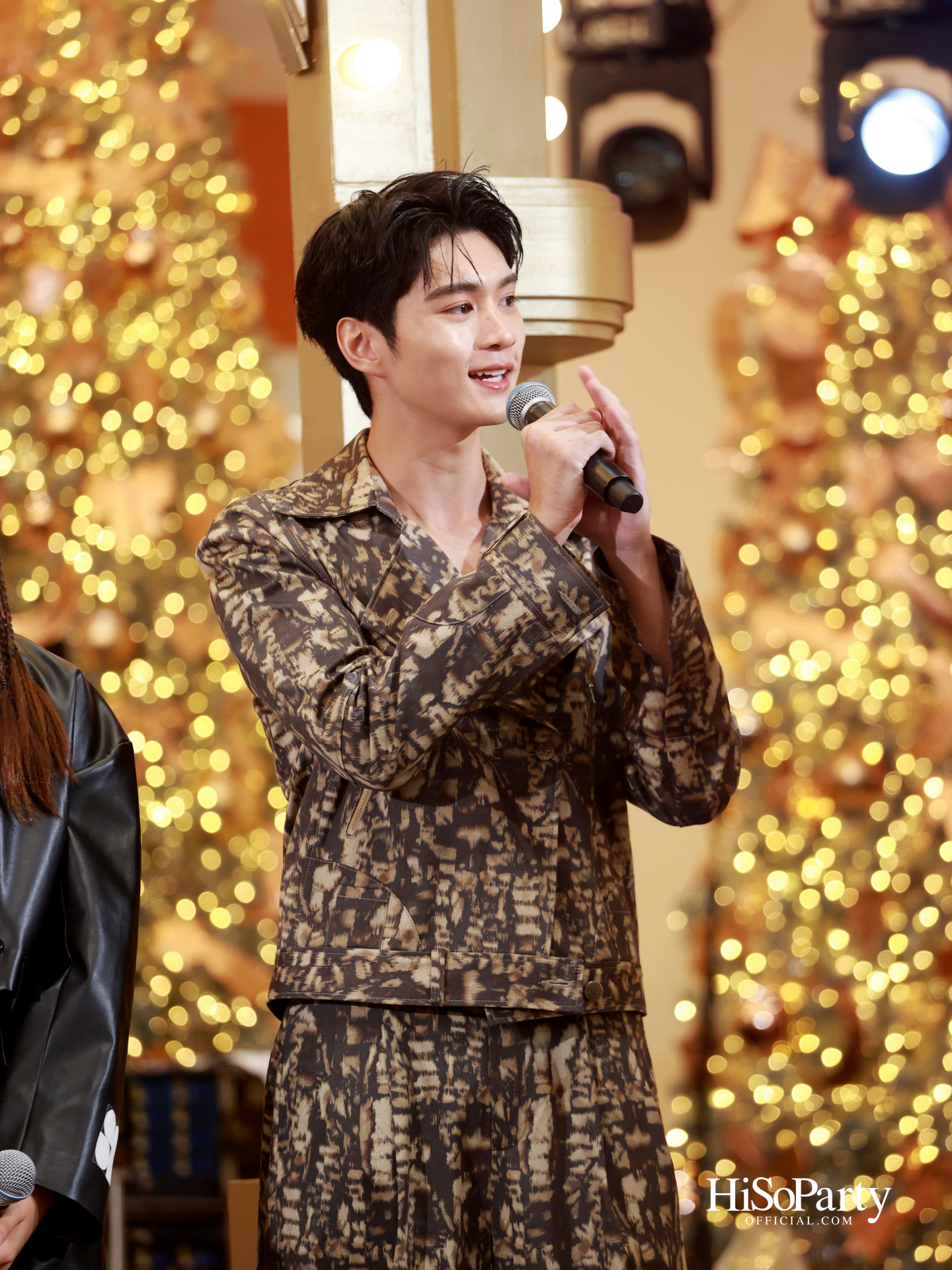 Central Chidlom Every Moment With You