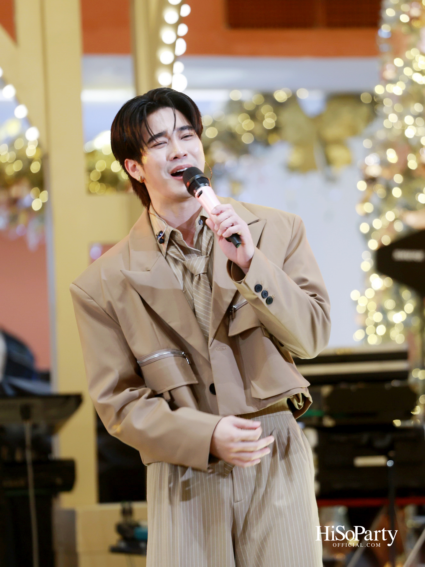 Central Chidlom Every Moment With You