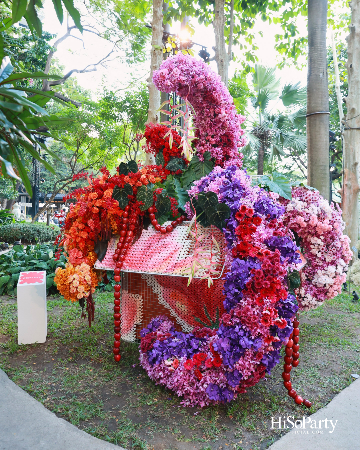 ‘งานดอกไม้ปาร์คนายเลิศ ครั้งที่ 36’ สวนศิลป์แห่งอนาคต ภายใต้คอนเซ็ปต์ ‘Garden of Tomorrow’