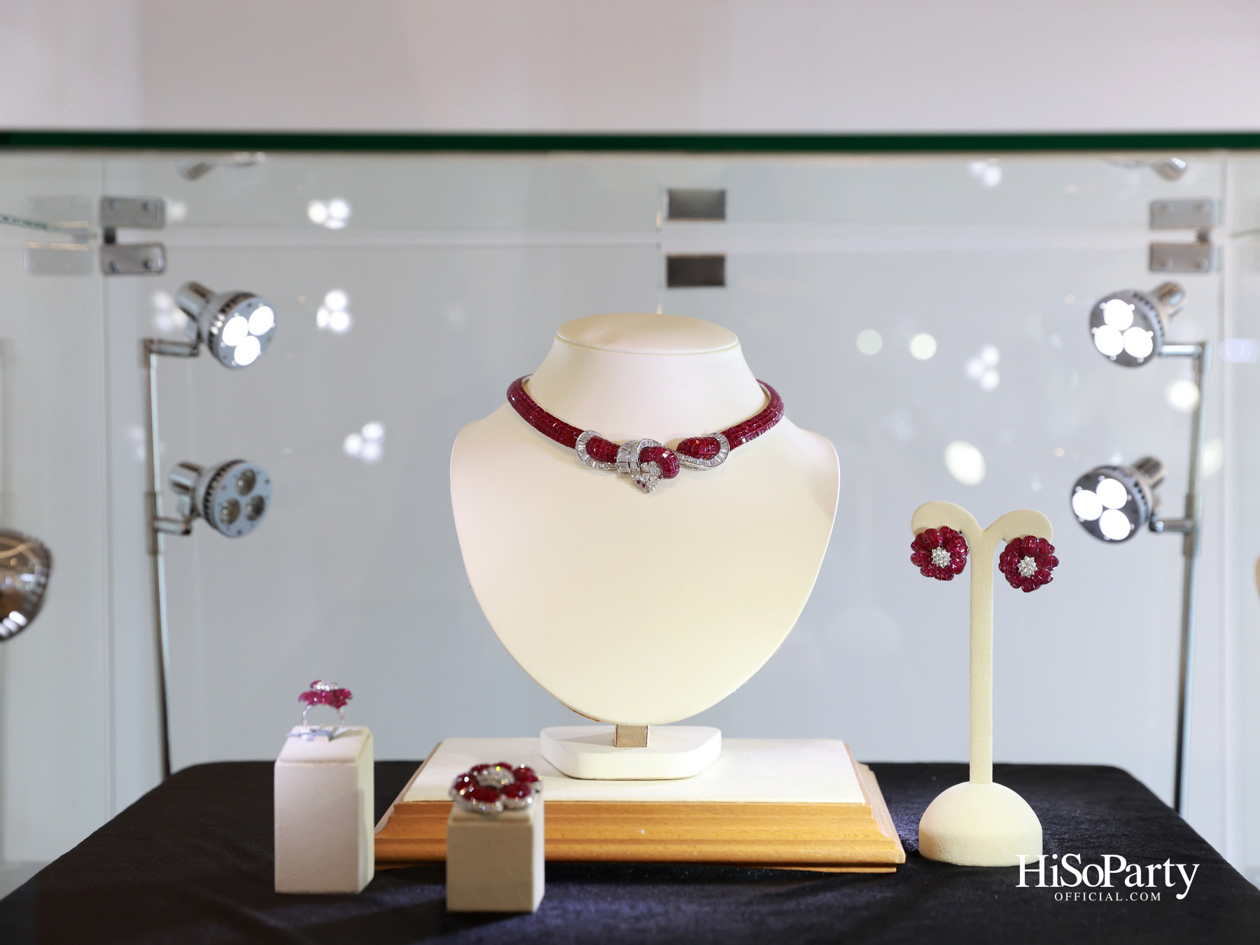 HiSoParty x Beauty Gems Christmas New Year’s Celebration