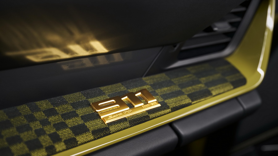 Porsche 911 Spirit 70 คัมแบ็กเสน่ห์เรโทรยุค 70 พร้อมสมรรถนะไฮบริดแรงสุดในตระกูล Heritage Design 