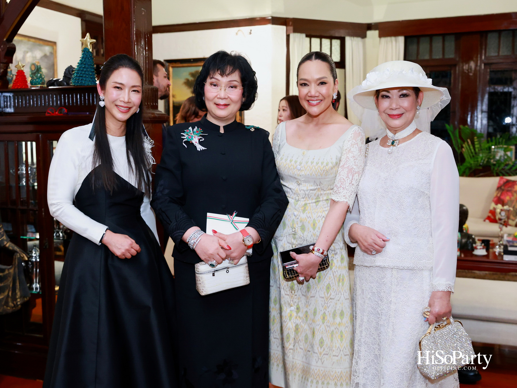 เอกอัครราชทูตอิตาลีเป็นเจ้าภาพมอบเครื่องราชอิสริยาภรณ์ Officer of the Order of Merit of the Italian Republic แด่ คุณวราวุธ ศิลปอาชา