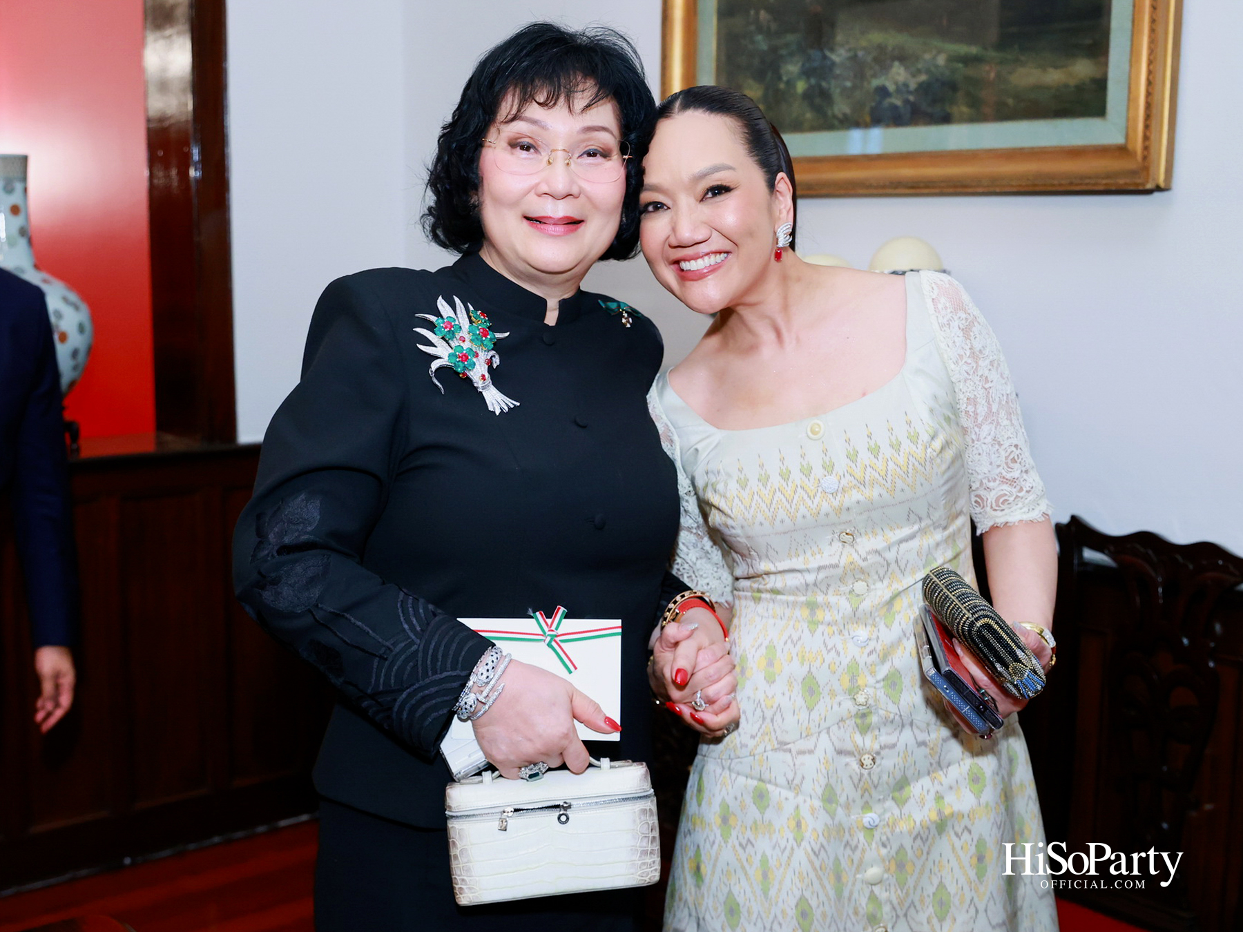 เอกอัครราชทูตอิตาลีเป็นเจ้าภาพมอบเครื่องราชอิสริยาภรณ์ Officer of the Order of Merit of the Italian Republic แด่ คุณวราวุธ ศิลปอาชา