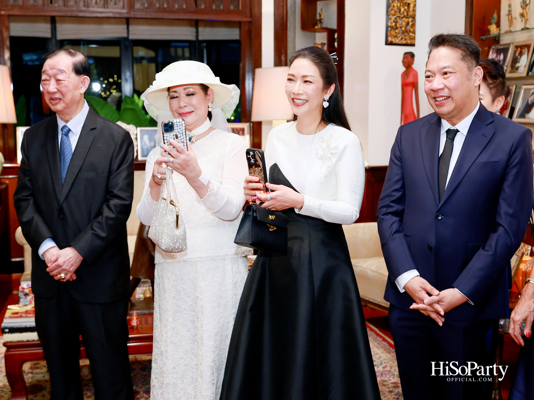 เอกอัครราชทูตอิตาลีเป็นเจ้าภาพมอบเครื่องราชอิสริยาภรณ์ Officer of the Order of Merit of the Italian Republic แด่ คุณวราวุธ ศิลปอาชา