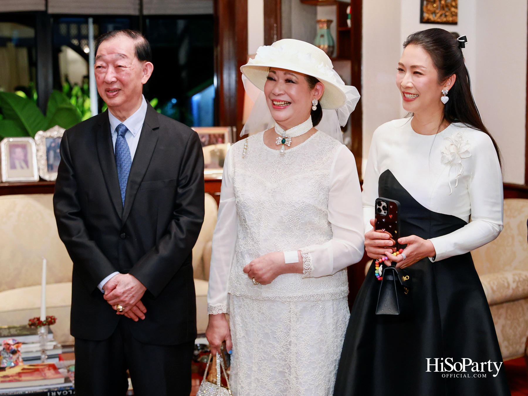 เอกอัครราชทูตอิตาลีเป็นเจ้าภาพมอบเครื่องราชอิสริยาภรณ์ Officer of the Order of Merit of the Italian Republic แด่ คุณวราวุธ ศิลปอาชา