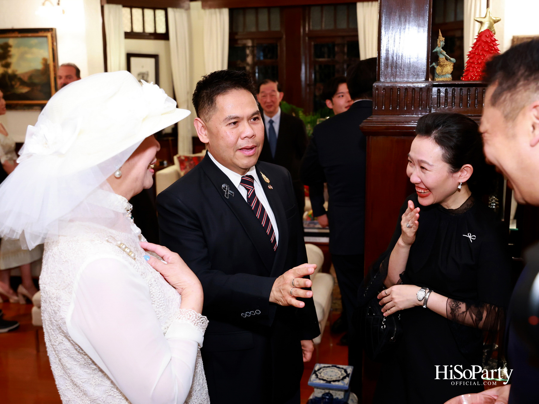 เอกอัครราชทูตอิตาลีเป็นเจ้าภาพมอบเครื่องราชอิสริยาภรณ์ Officer of the Order of Merit of the Italian Republic แด่ คุณวราวุธ ศิลปอาชา