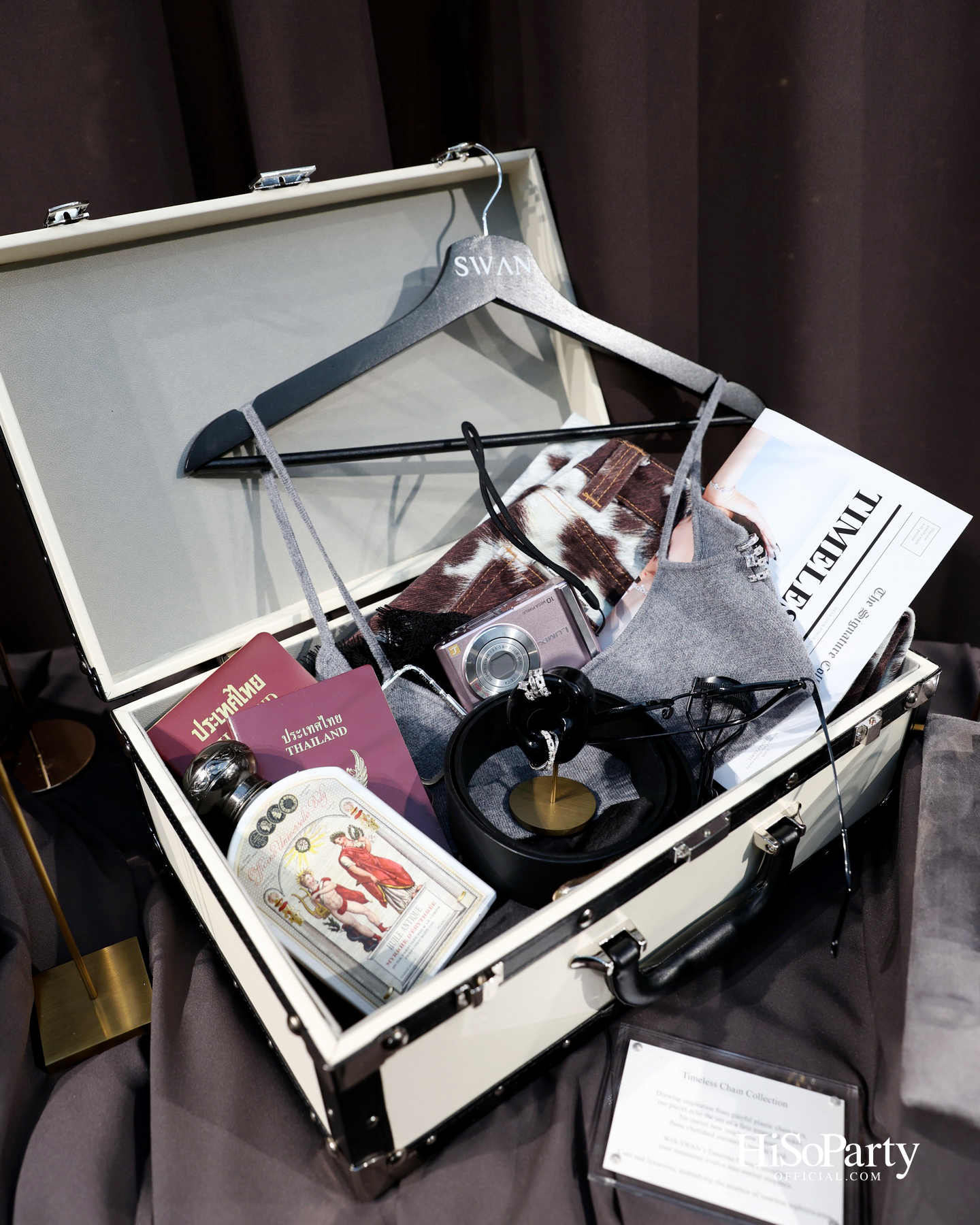งานเปิดตัว Exclusive Collection ‘SWAN X EMIE’