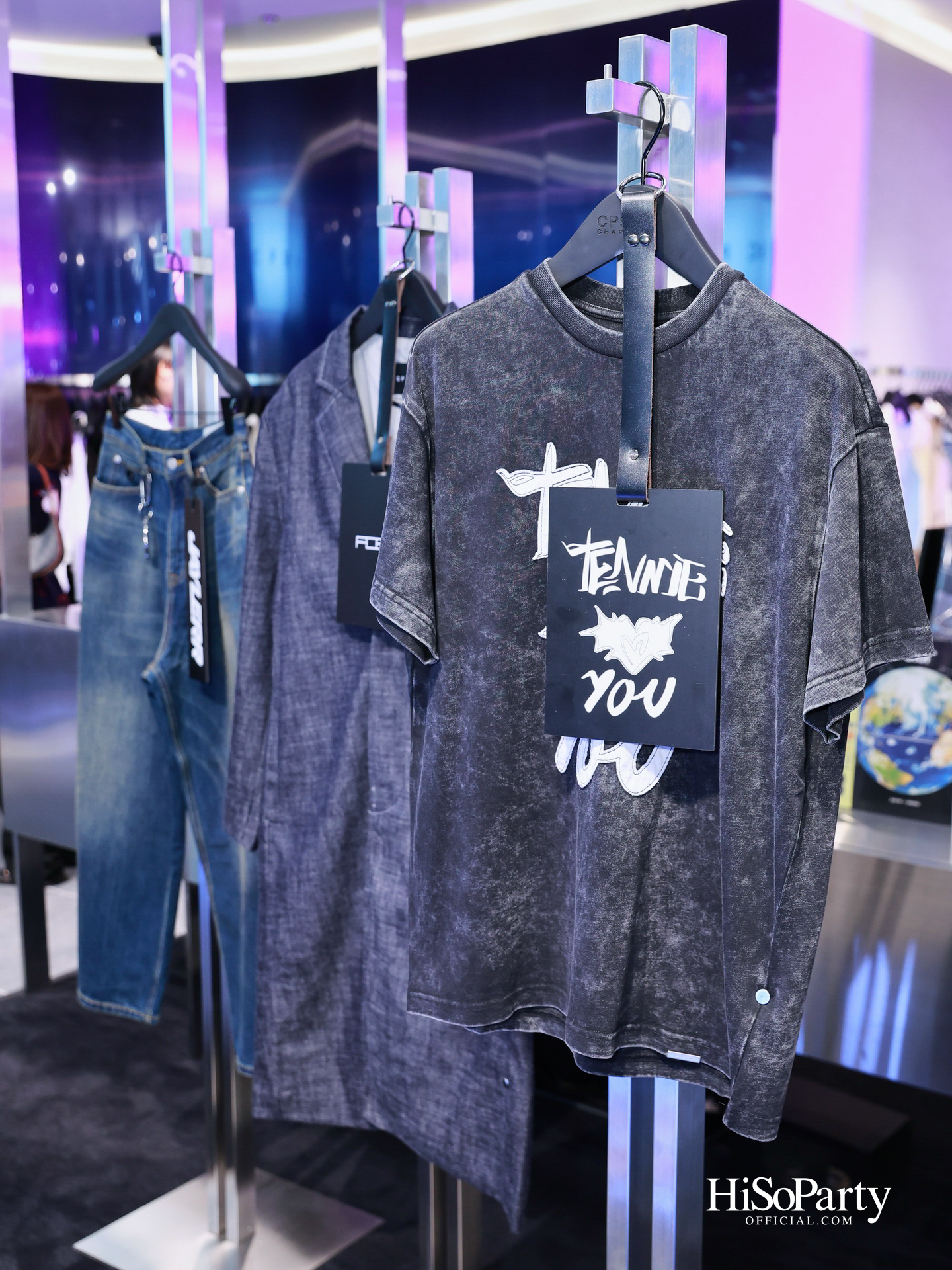 งานเปิดตัว ‘C  P  S Denim Rebellion’ คอลลาบอเรชั่นสุดขบถ ฉีกกรอบเดนิมดีไซน์ รังสรรค์ผ่านความเท่ของศิลปินดัง