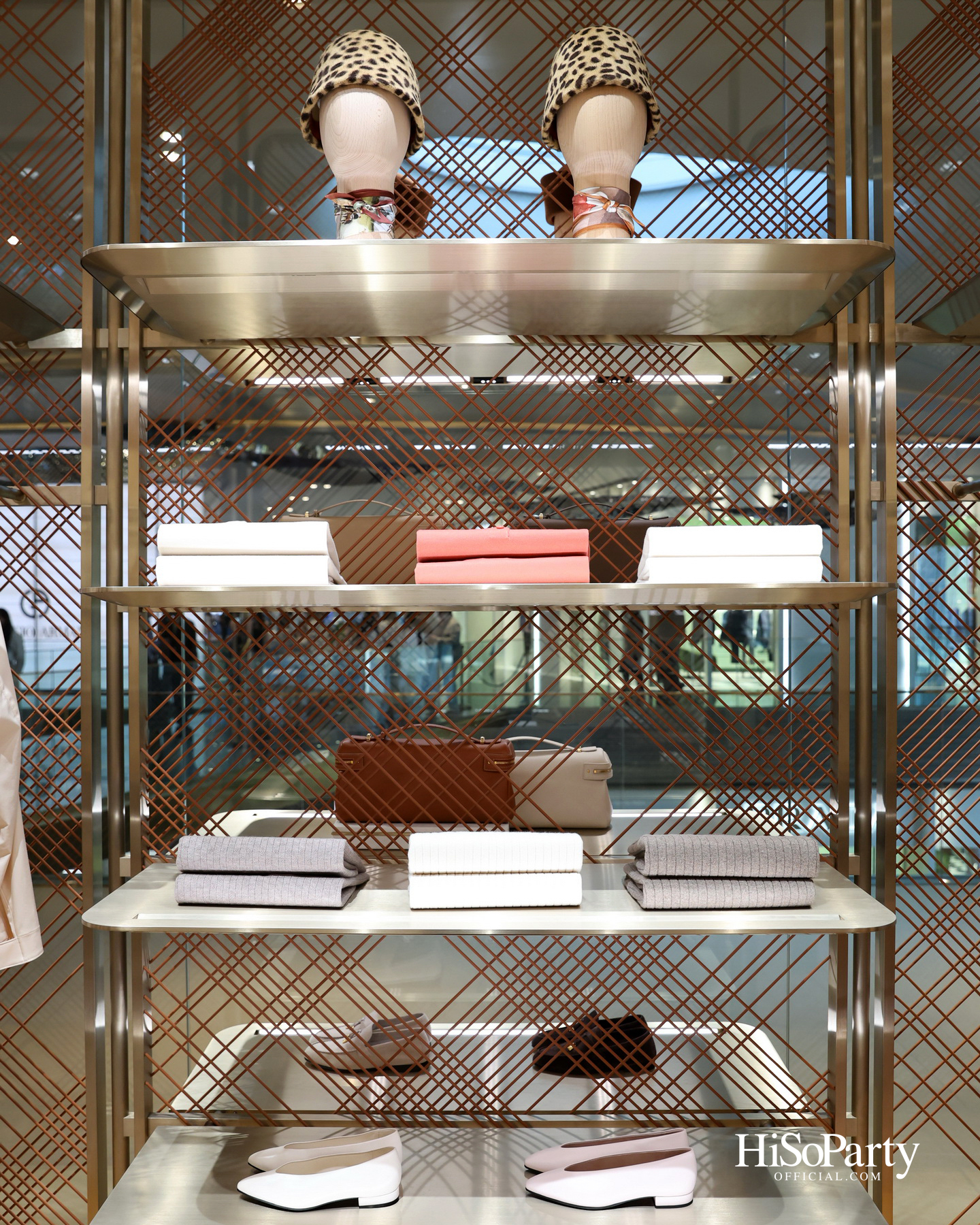 Loro Piana เฉลิมฉลองการเปิดบูติกแห่งใหม่ที่ ICONSIAM พร้อมนำเสนอคอลเลกชัน Spring/Summer 2026