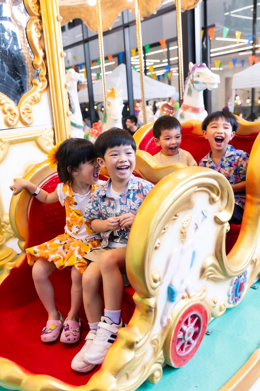 เรนาสโซ มอเตอร์ ชวนครอบครัวร่วมสร้างรอยยิ้ม ถ่ายทอดความสนุกสไตล์ ‘งานวัดไทย’ ในงาน LAMBORGHINI BANGKOK FAMIGLIA DAY