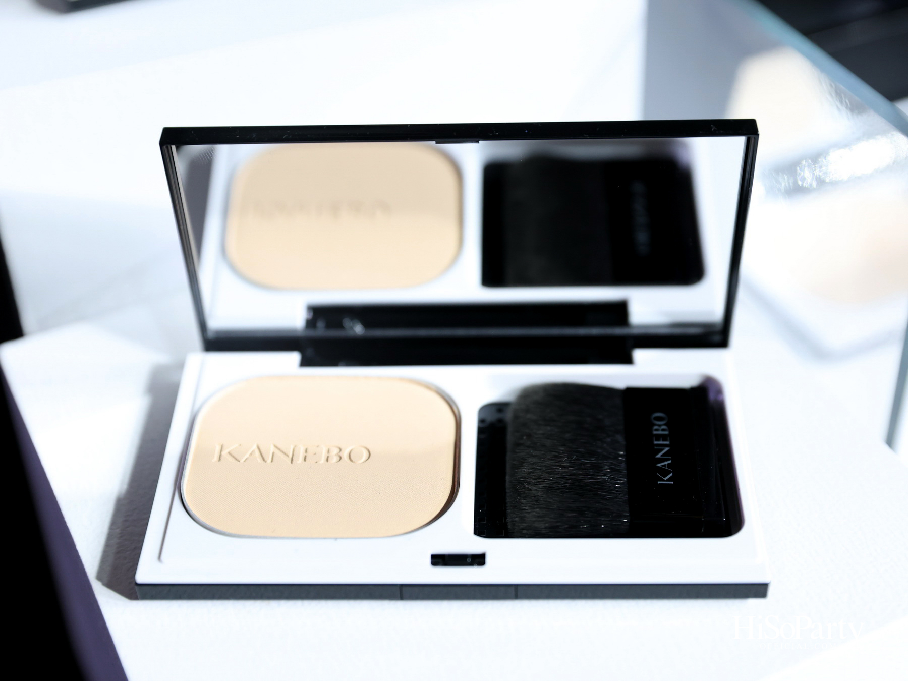KANEBO เปิดตัว ‘MELTY FEEL WEAR II’ แป้งผสมรองพื้นนวัตกรรมใหม่ ครั้งแรกของโลกตอกย้ำแบรนด์ยอดขายอันดับ 1 ในไทย