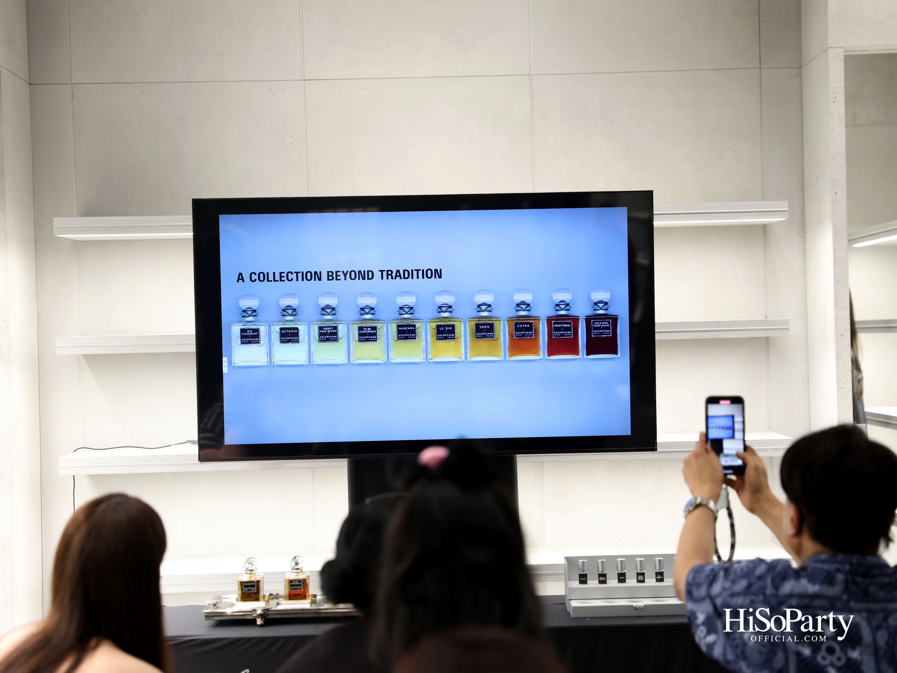 Balenciaga เปิดตัวคอลเลกชันน้ำหอมครั้งแรกในไทย พร้อมเผยแคปซูลคอลเลกชันร่วมกับ NBA