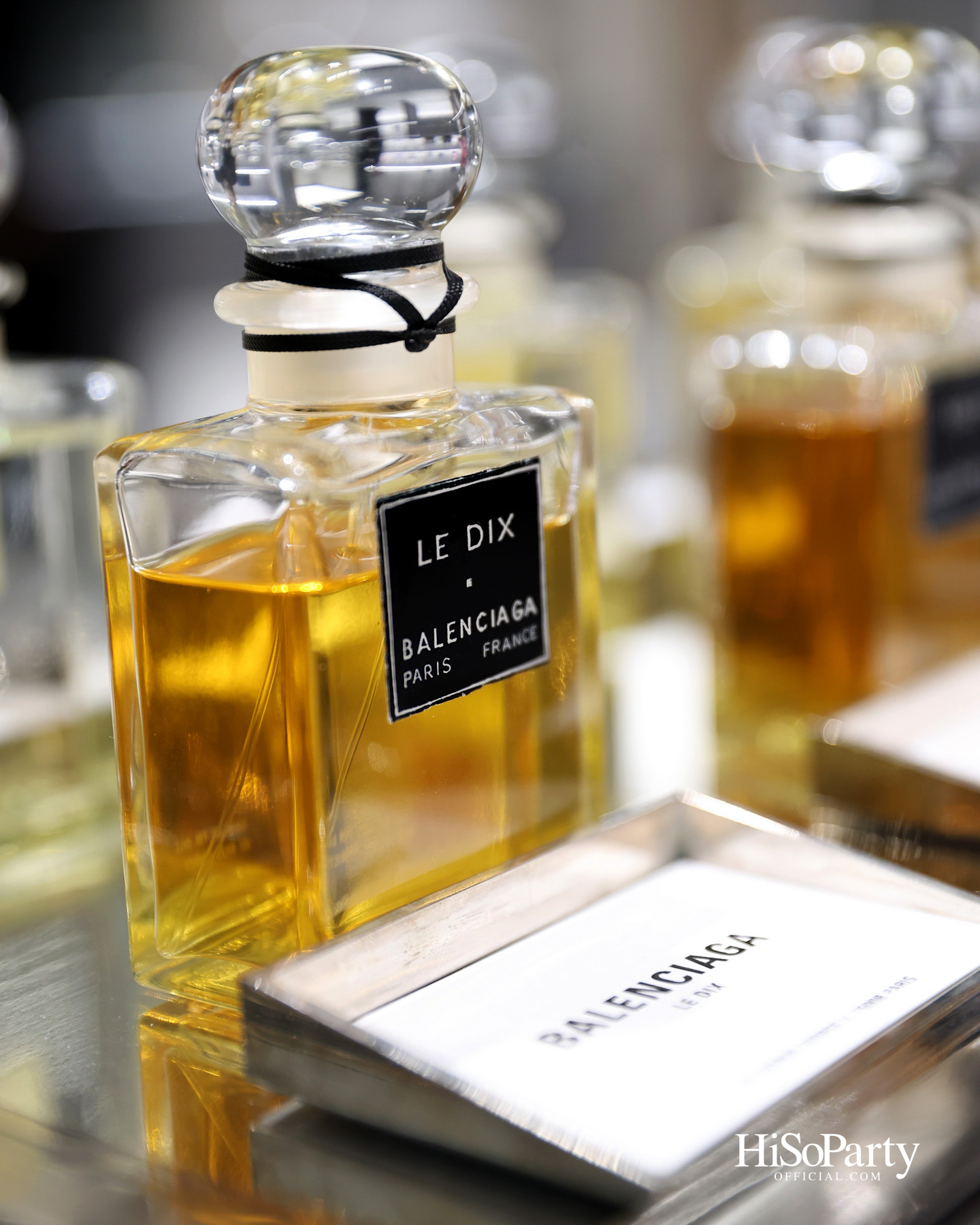 Balenciaga เปิดตัวคอลเลกชันน้ำหอมครั้งแรกในไทย พร้อมเผยแคปซูลคอลเลกชันร่วมกับ NBA