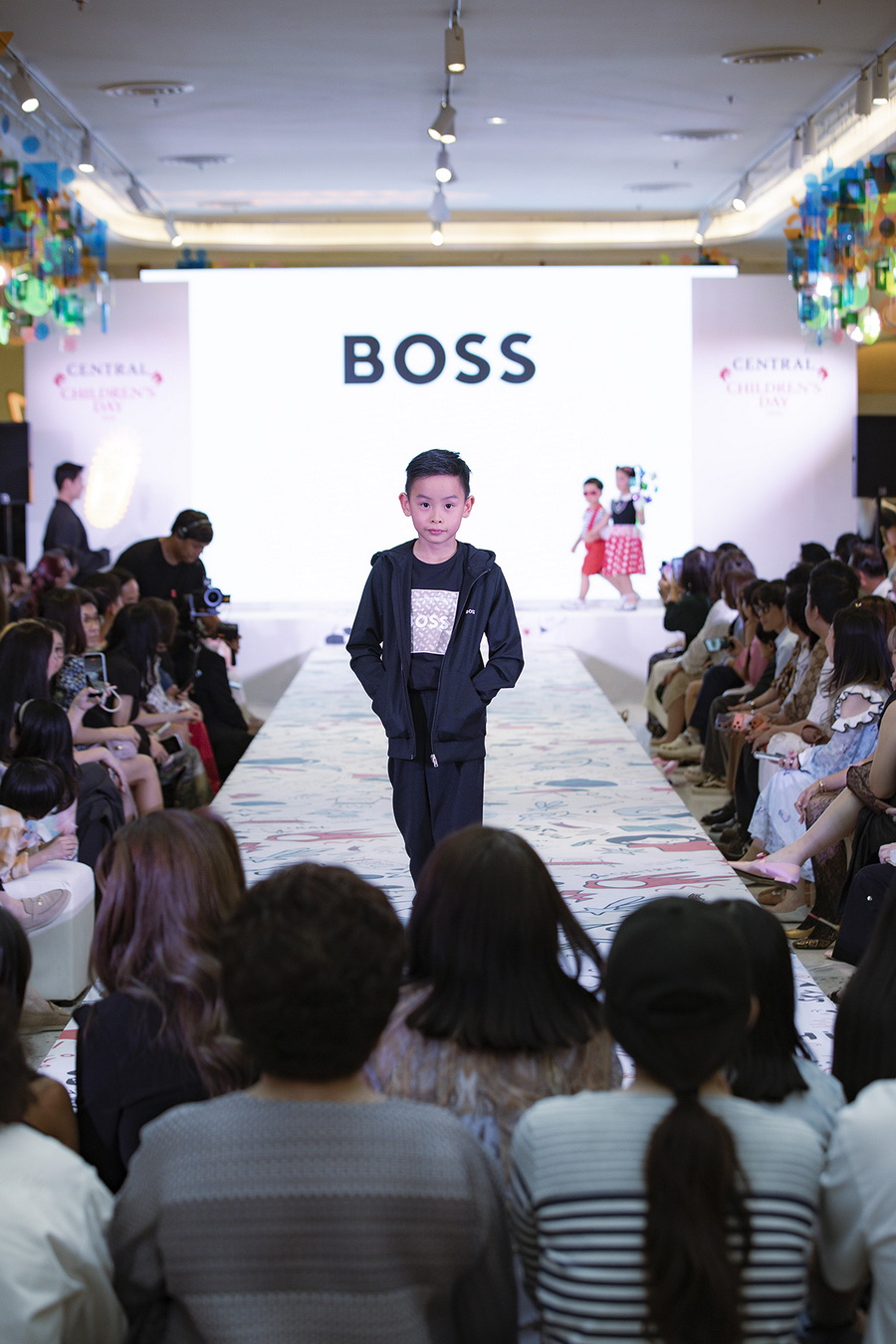 ห้างเซ็นทรัล ฉลองวันเด็กแห่งชาติ 2569 ชวน ‘น้องแสนดี–น้องณิริน’ นำทีมโมเดลเด็กเดบิวต์บนรันเวย์ในงาน ‘CENTRAL CHILDREN’S DAY 2026’