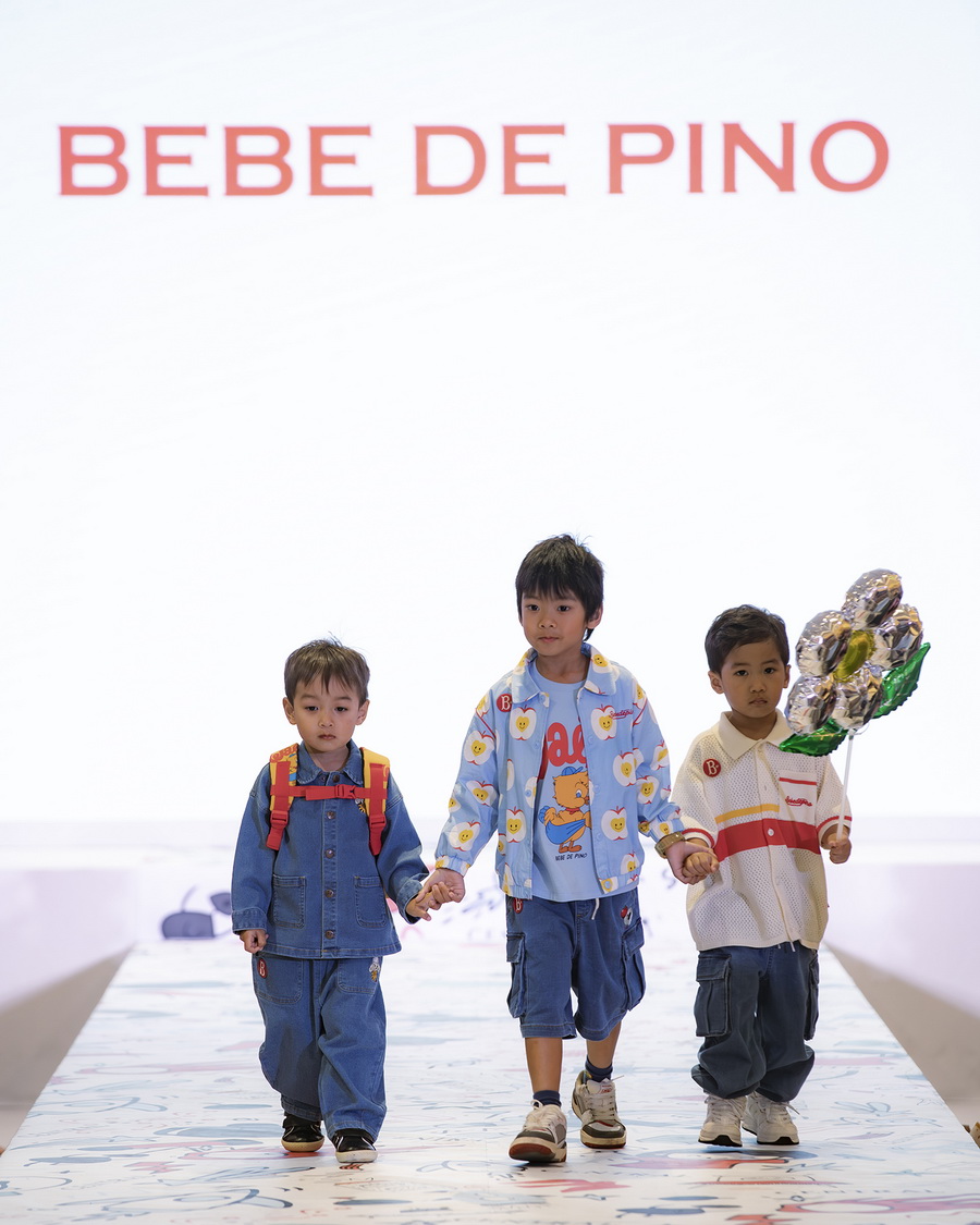 ห้างเซ็นทรัล ฉลองวันเด็กแห่งชาติ 2569 ชวน ‘น้องแสนดี–น้องณิริน’ นำทีมโมเดลเด็กเดบิวต์บนรันเวย์ในงาน ‘CENTRAL CHILDREN’S DAY 2026’