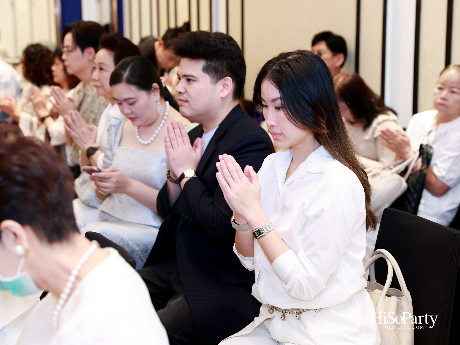 ดร.ลาลีวรรณ กาญจนจารี จัดพิธีทำบุญถวายภัตตาหารเพล เนื่องในโอกาสวันคล้ายวันเกิด ครบ 72 ปี