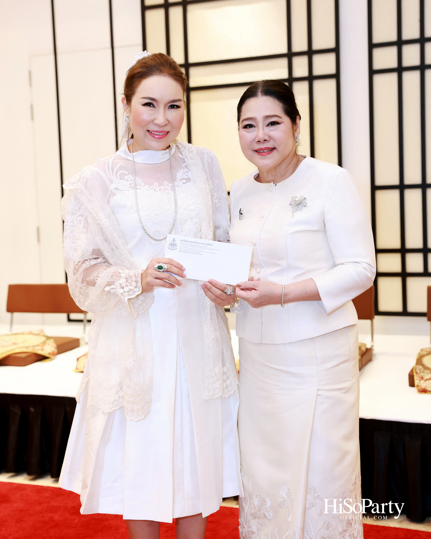 ดร.ลาลีวรรณ กาญจนจารี จัดพิธีทำบุญถวายภัตตาหารเพล เนื่องในโอกาสวันคล้ายวันเกิด ครบ 72 ปี