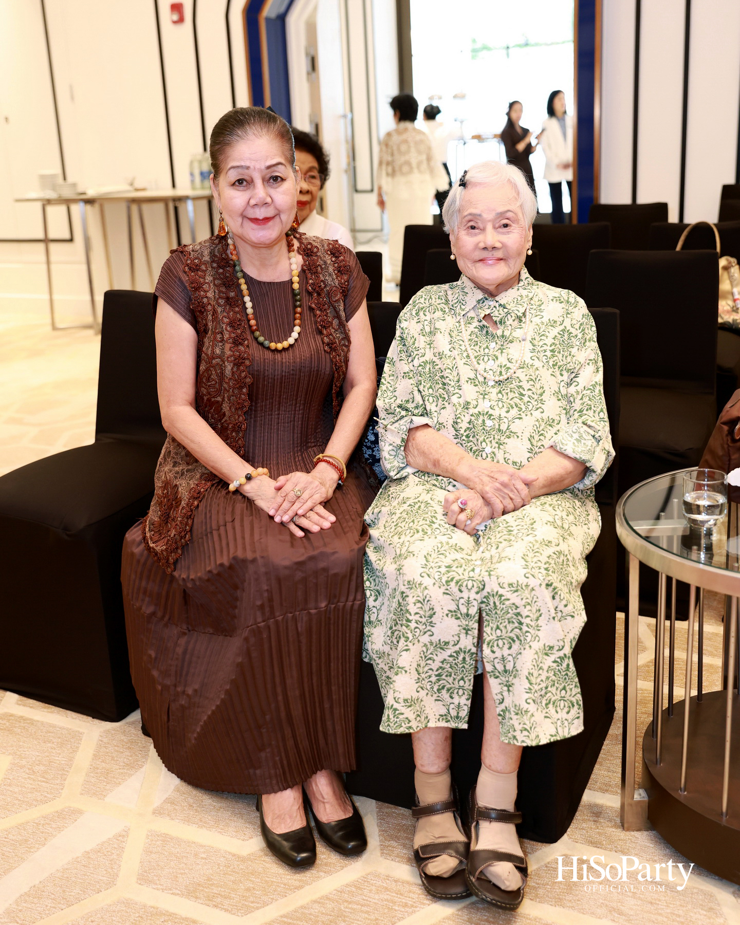 ดร.ลาลีวรรณ กาญจนจารี จัดพิธีทำบุญถวายภัตตาหารเพล เนื่องในโอกาสวันคล้ายวันเกิด ครบ 72 ปี